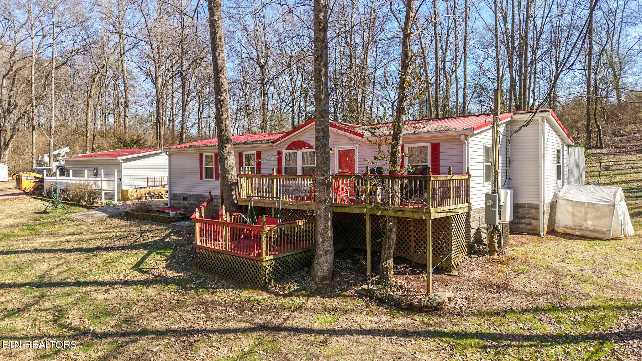 2941 Northlake Drive — photo