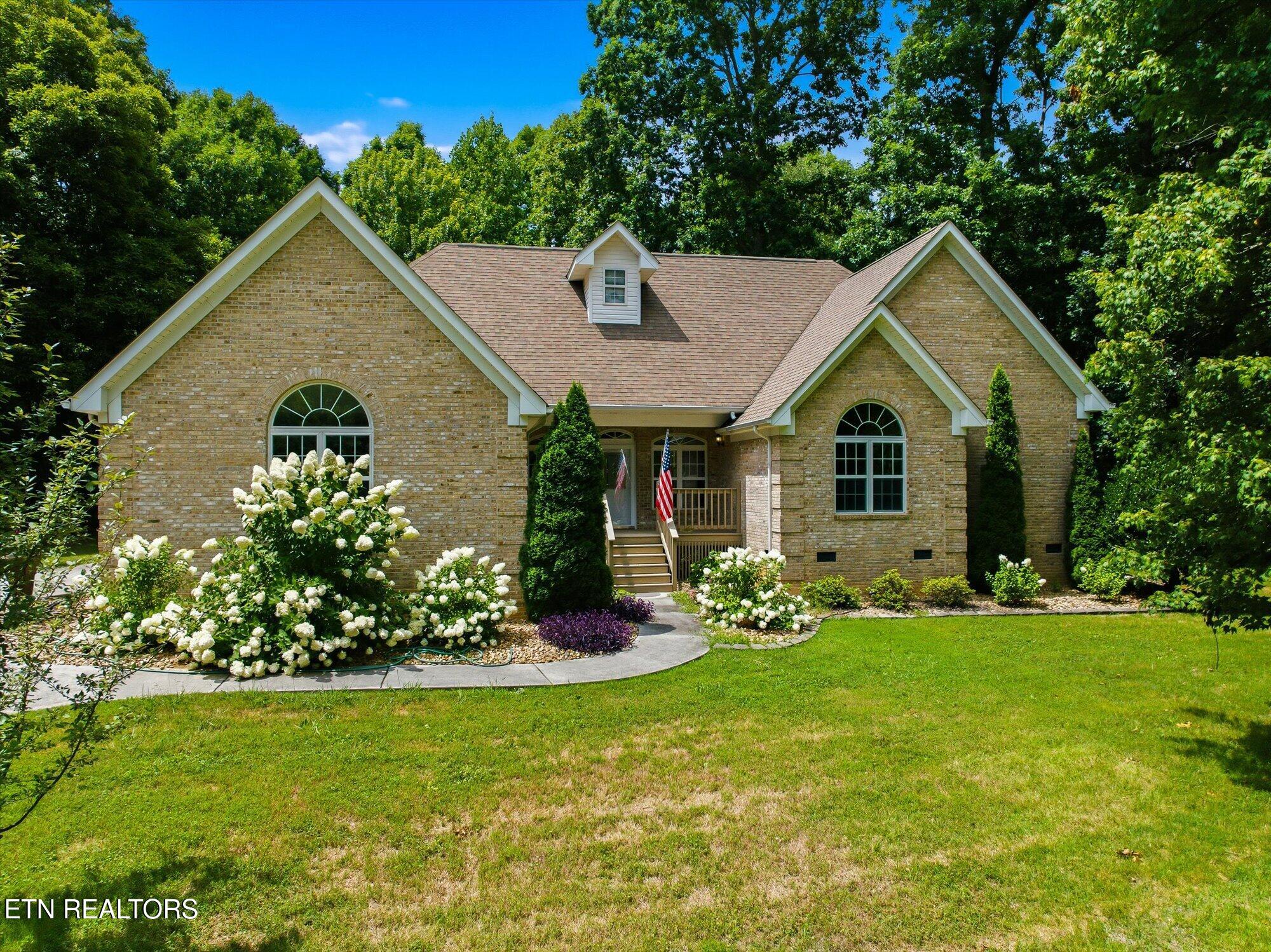 268 Woodhaven Drive — photo