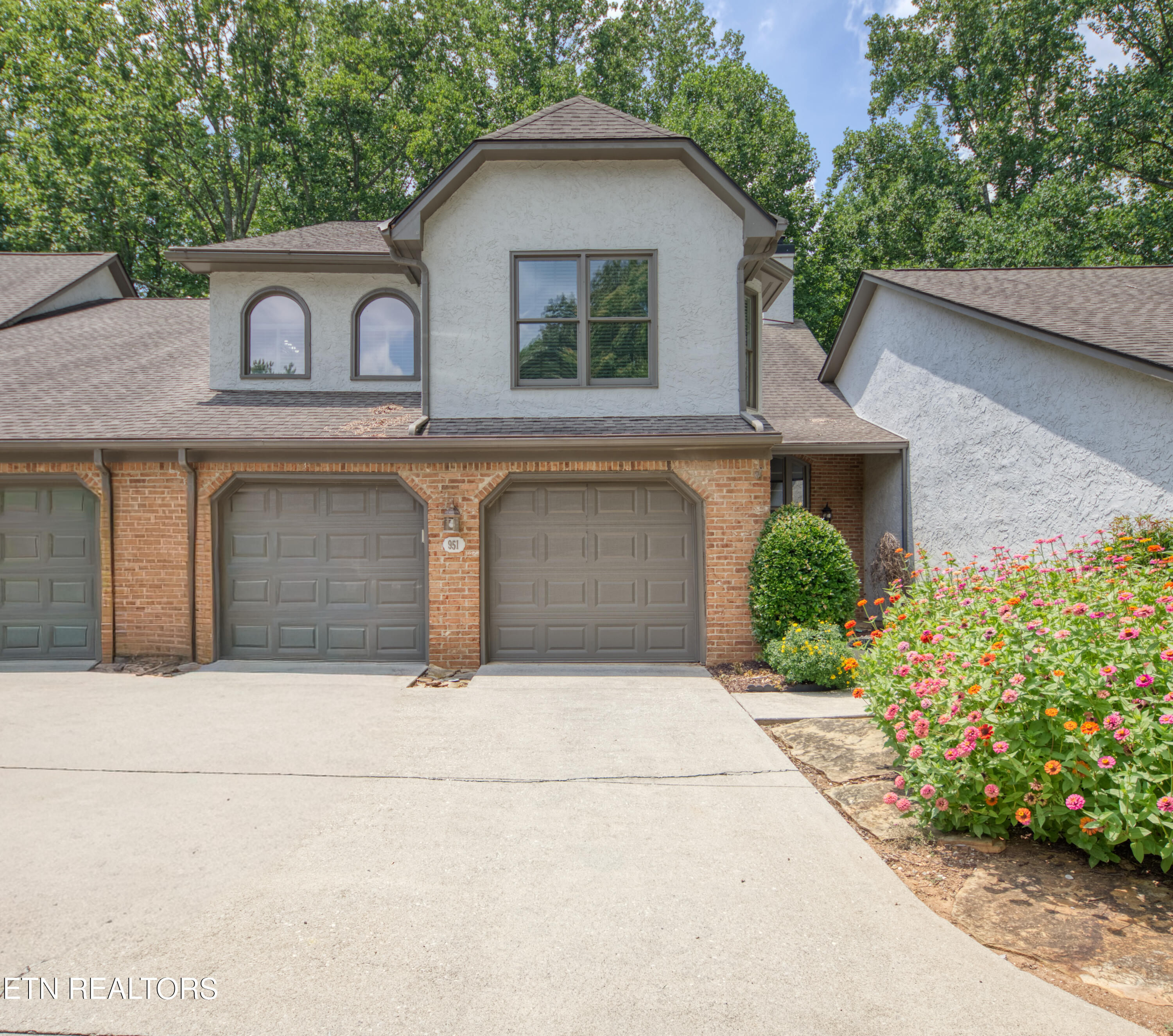 951 Ethans Glen Drive — photo