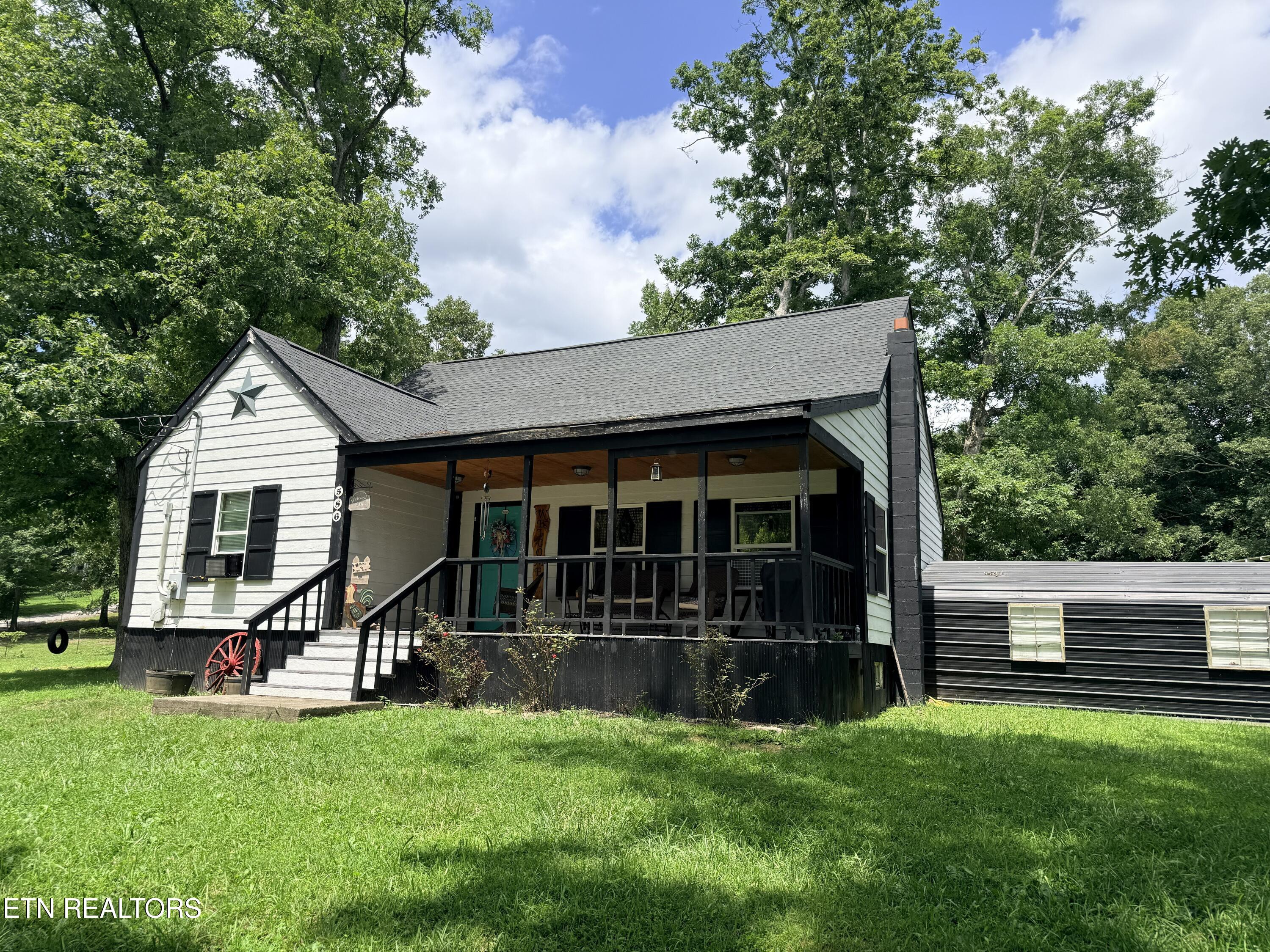 586 Rugby Hwy — photo