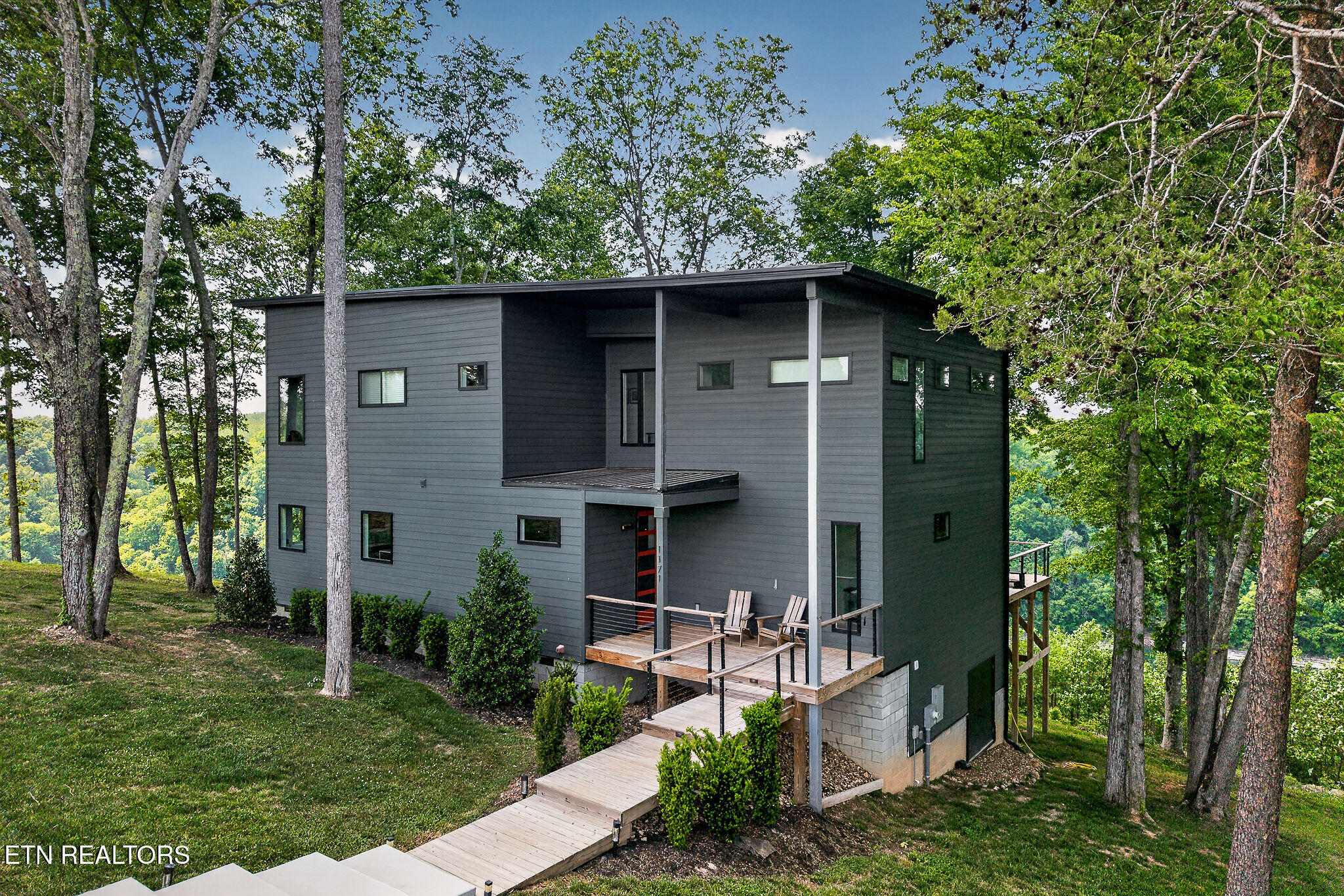 1171 W Hutchins Bend Rd — photo