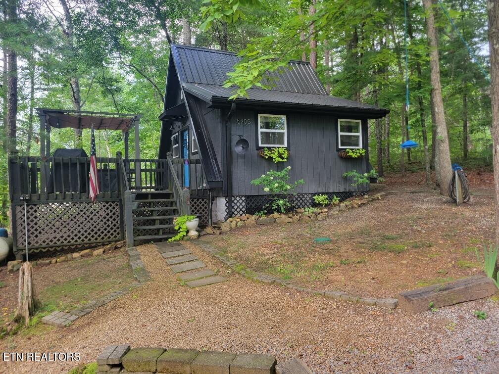 5705 S Hilltop Drive — photo