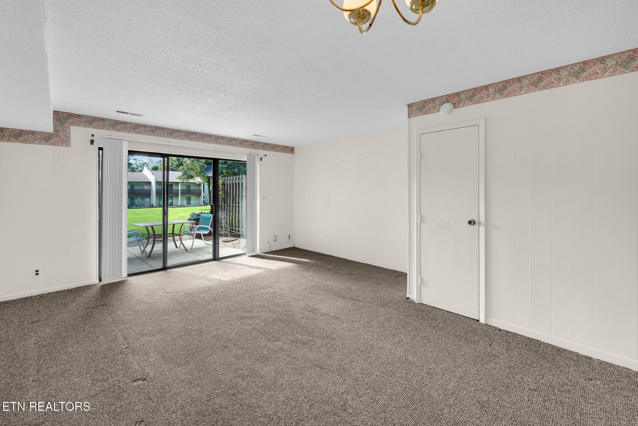 7 Wilshire Heights Drive — photo