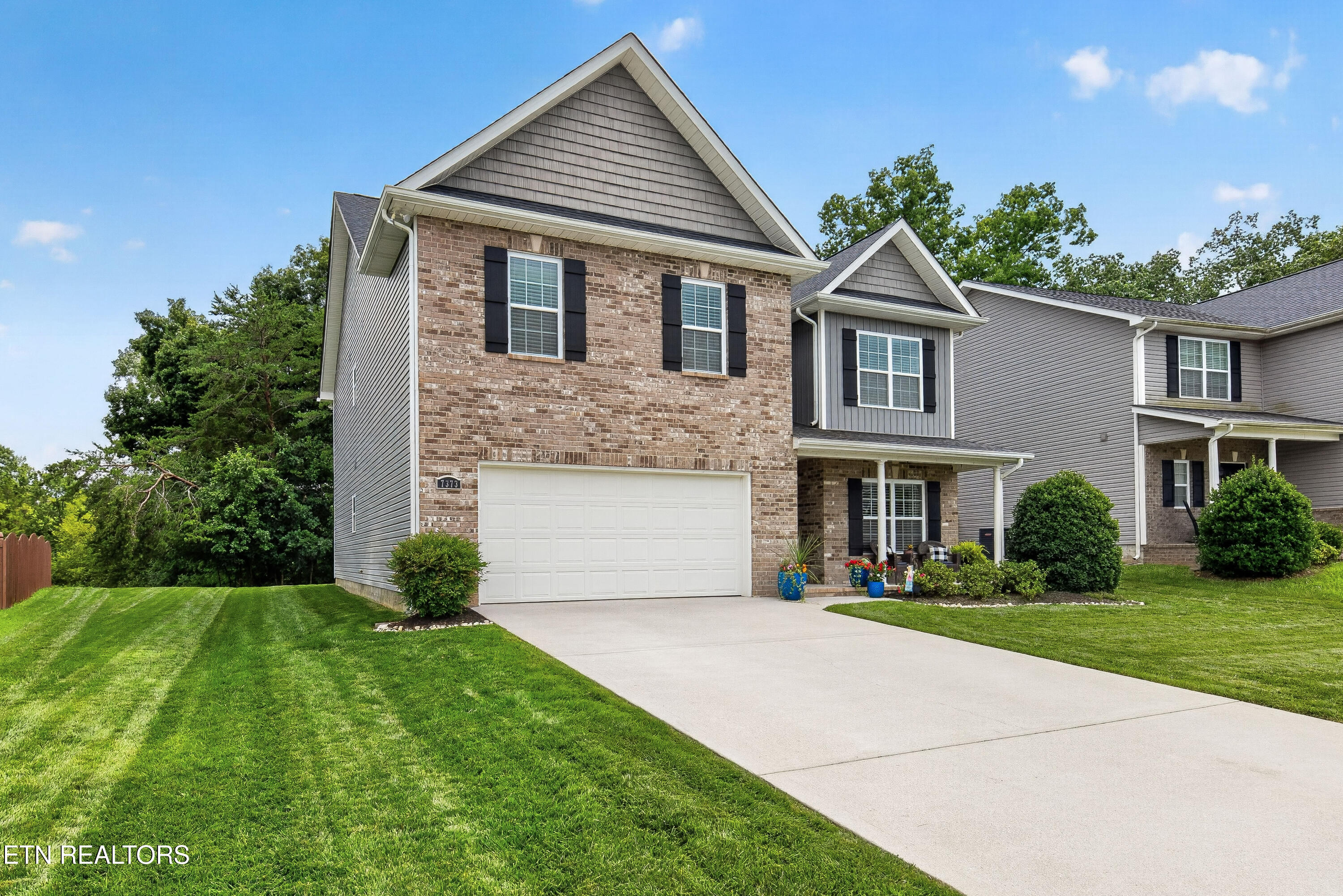 7373 Ladd Rd, Powell, TN 37849 — photo 2