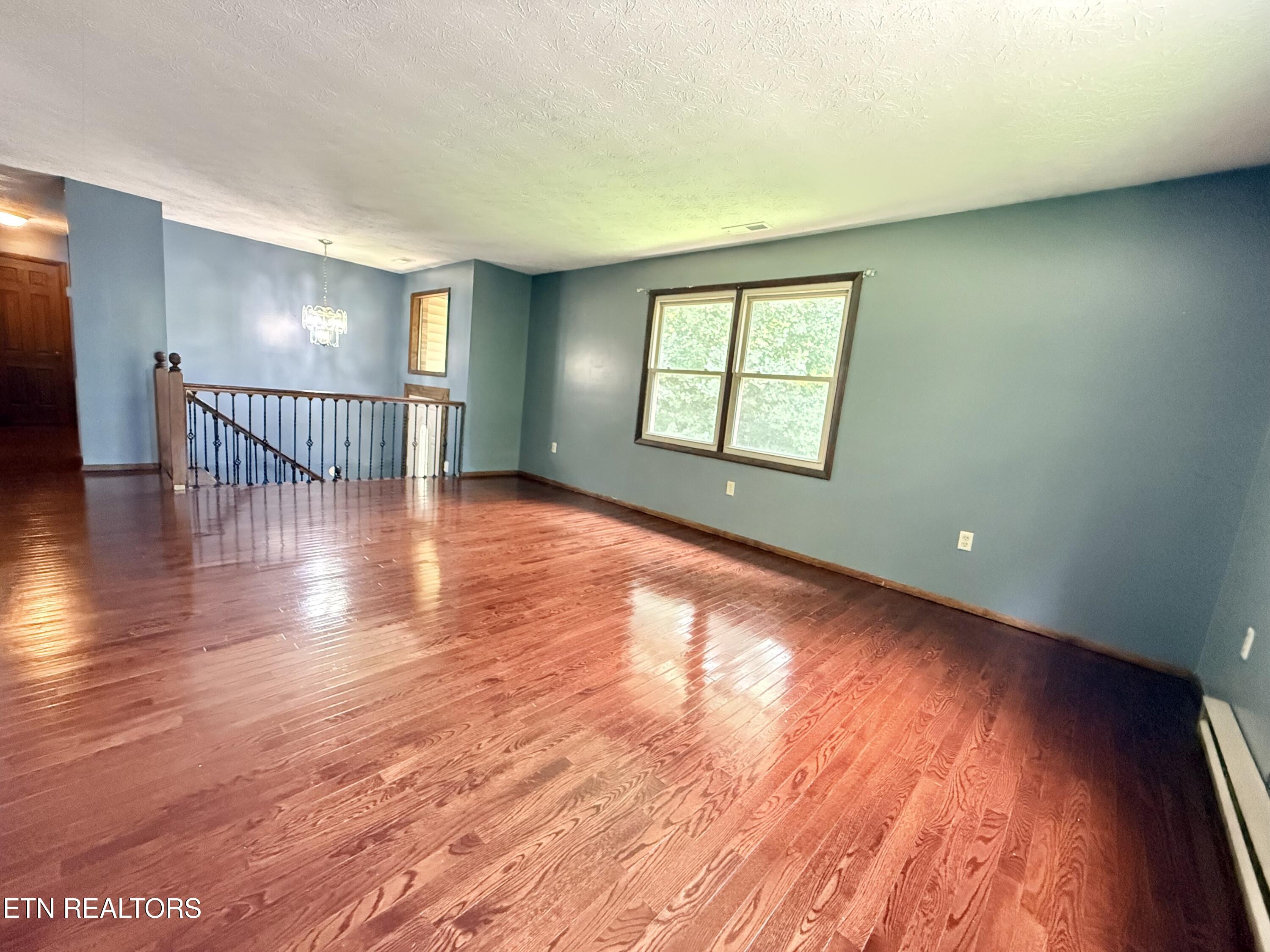 285 Noahs Ridge Rd, Pennington Gap, VA 24277 — photo 3