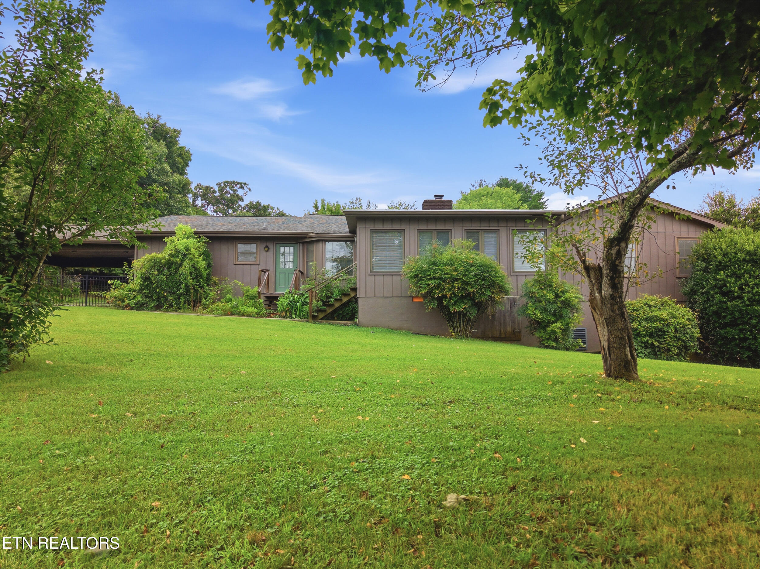 8501 Nubbin Ridge Rd, Knoxville, TN 37923 — photo 3