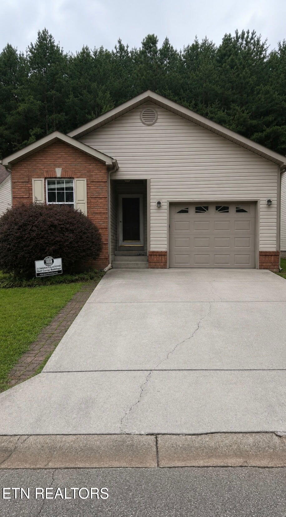 10640 Bitterroot Way — photo
