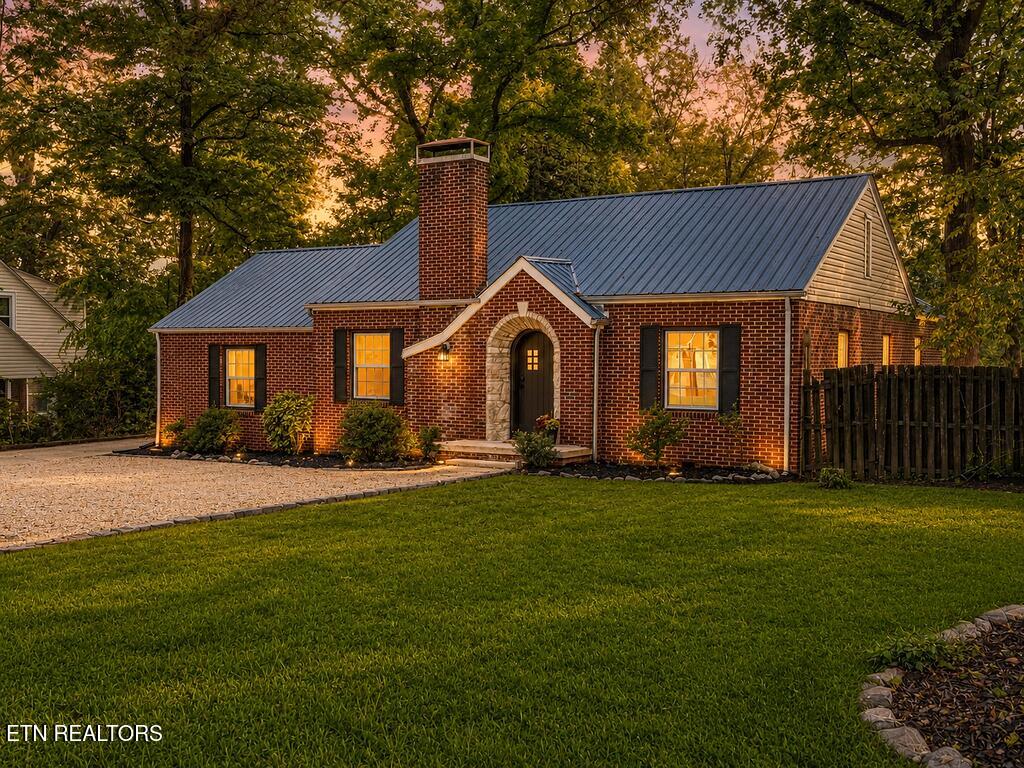 5705 Chapman Hwy — photo
