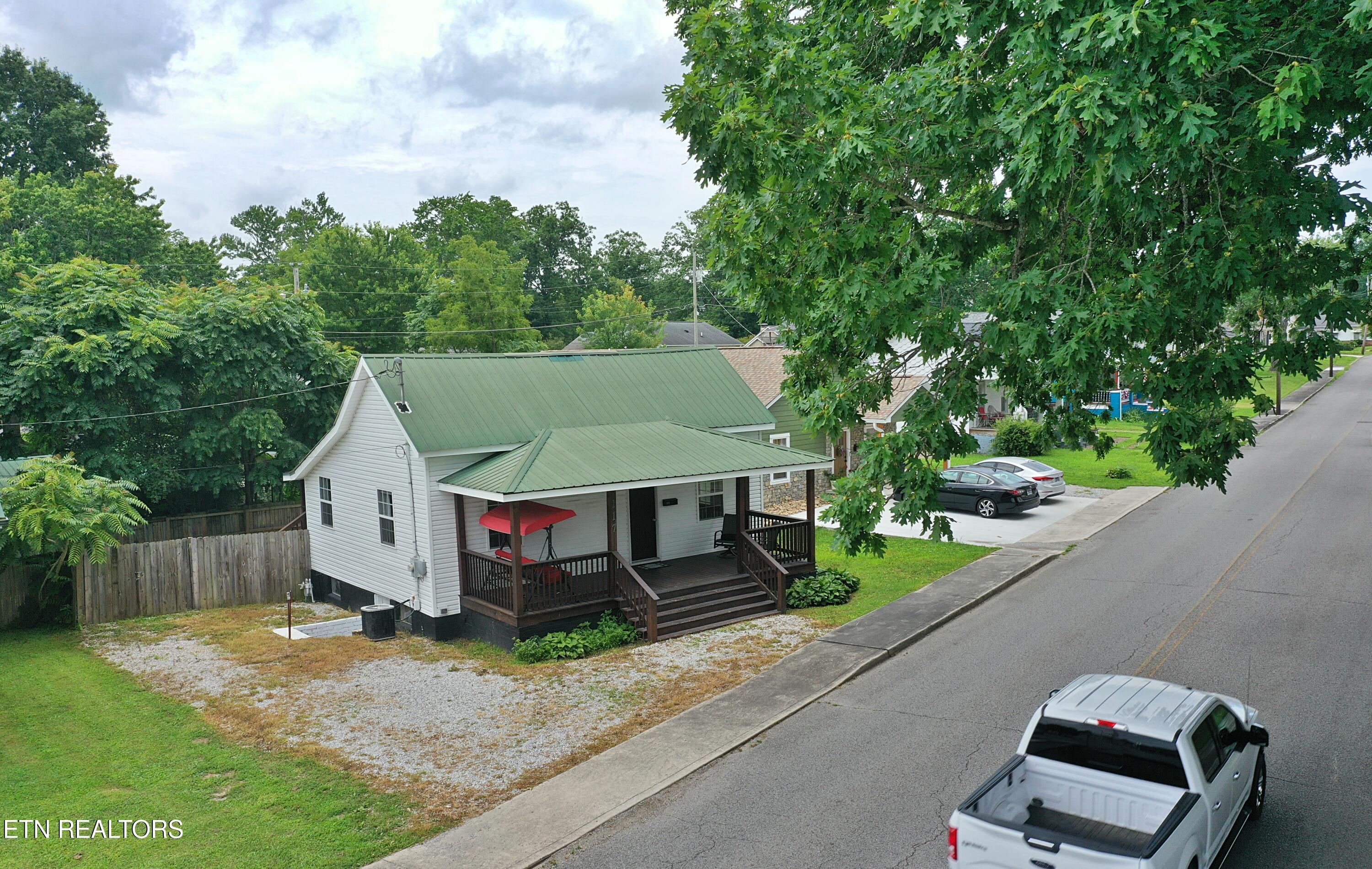 117 N Main St — photo