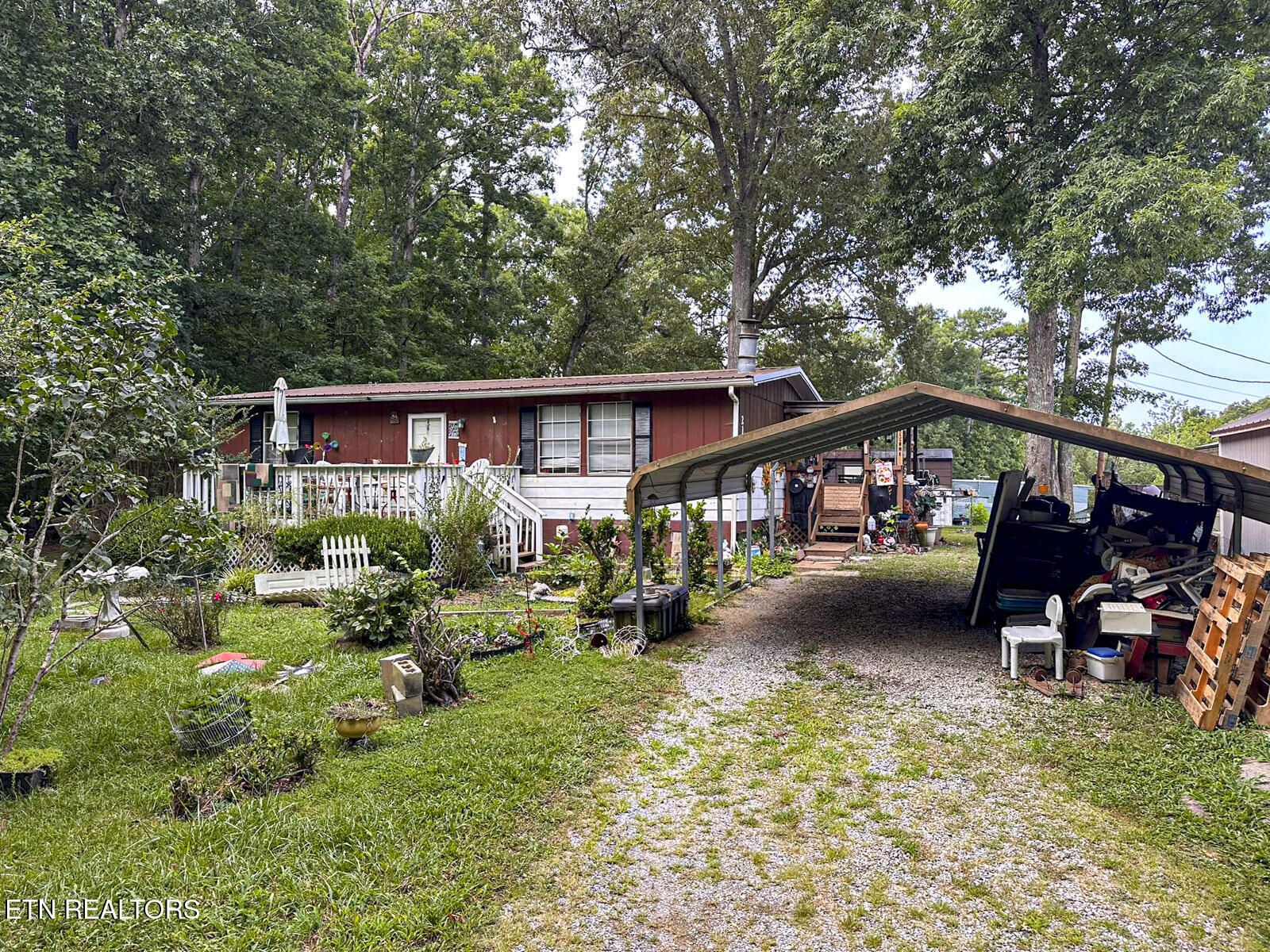 2120 Cox Rd — photo