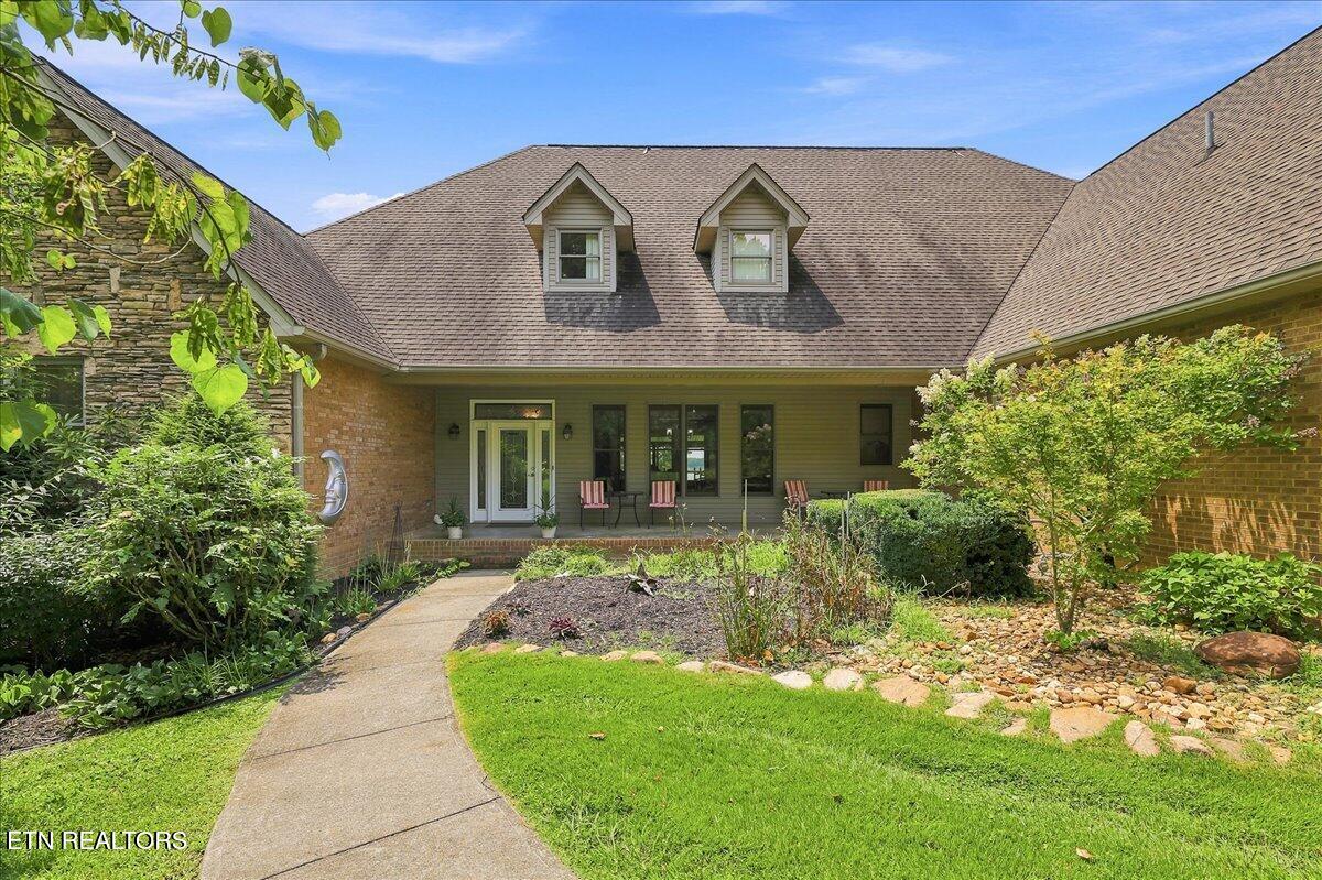 363 Devon Way Rd — photo