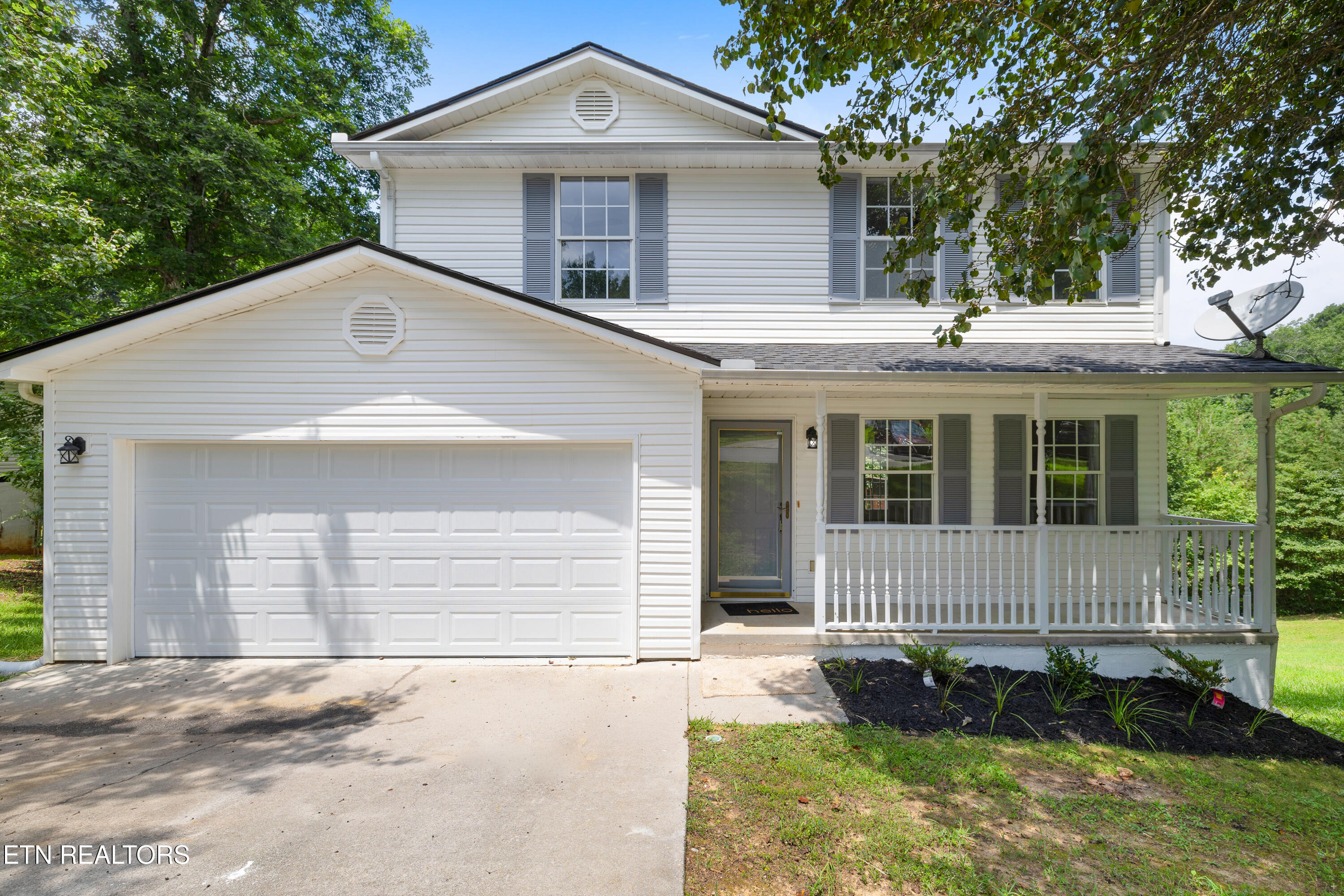 8311 Timber Ridge Lane, Powell, TN 37849 — photo 2