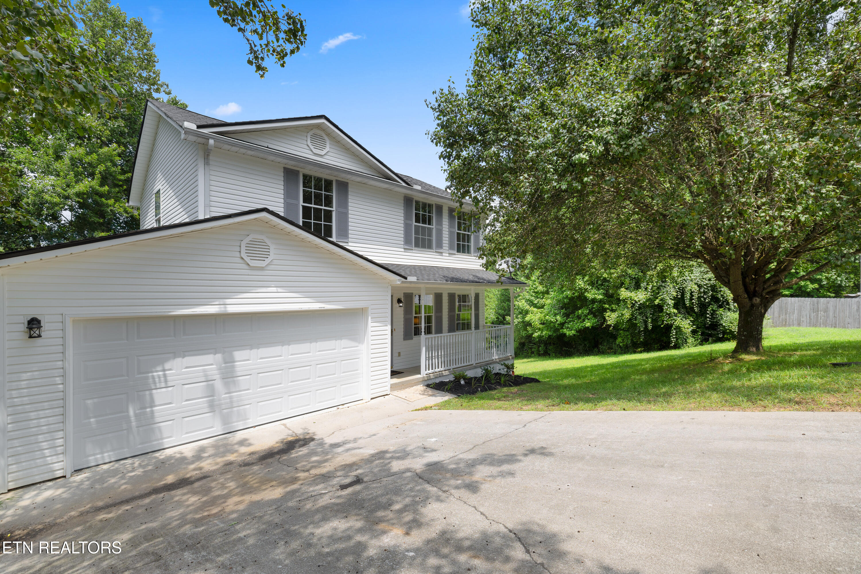 8311 Timber Ridge Lane, Powell, TN 37849 — photo 3