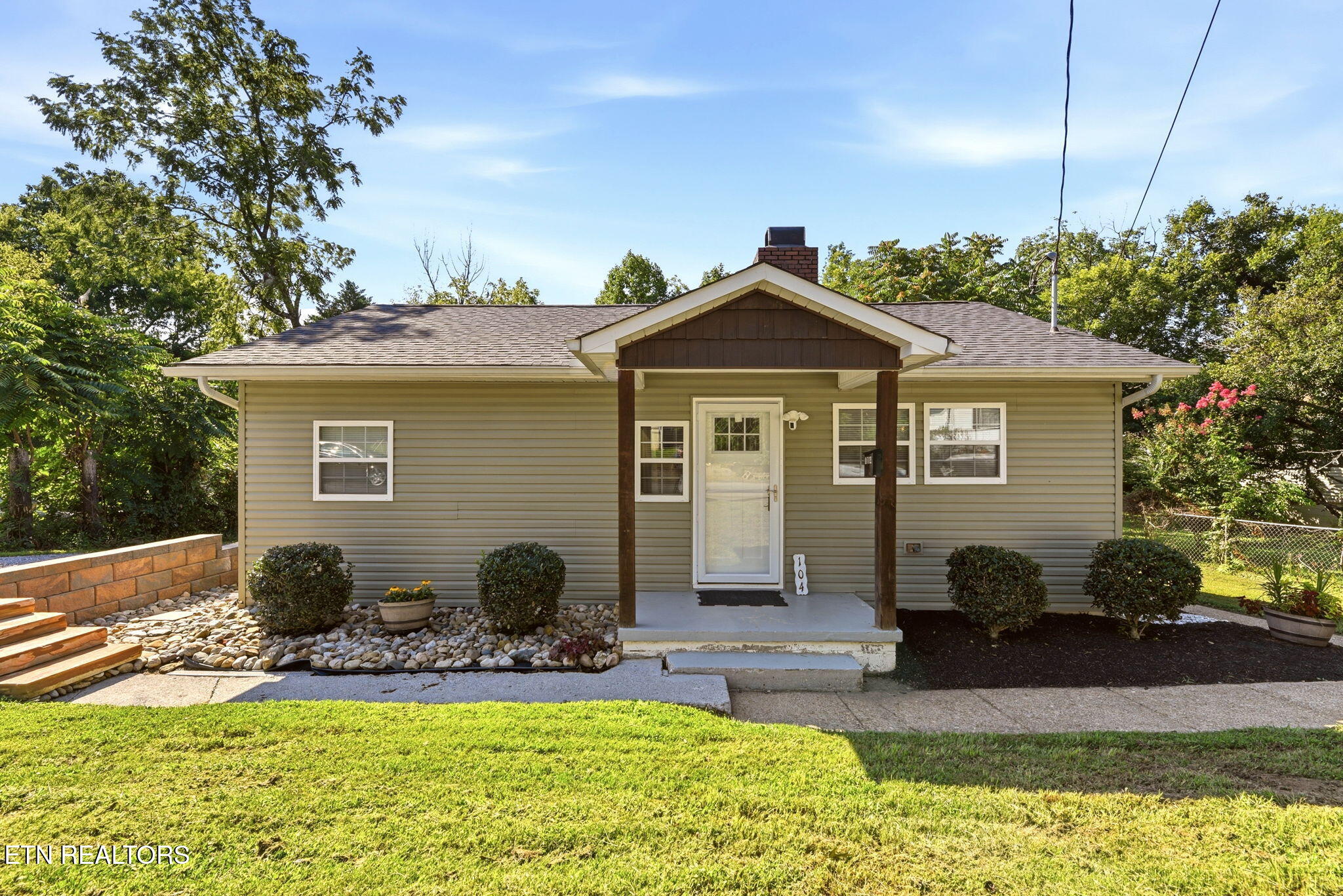 104 Tucker Rd — photo