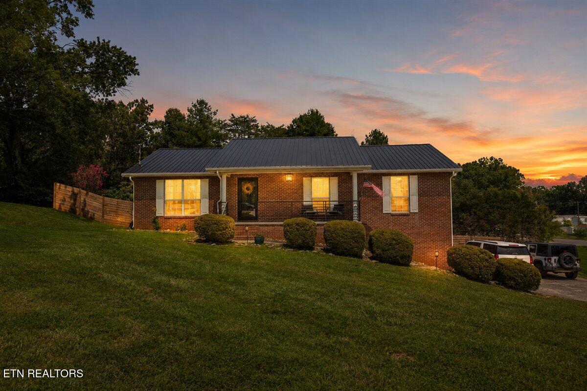 136 Grace Circle — photo