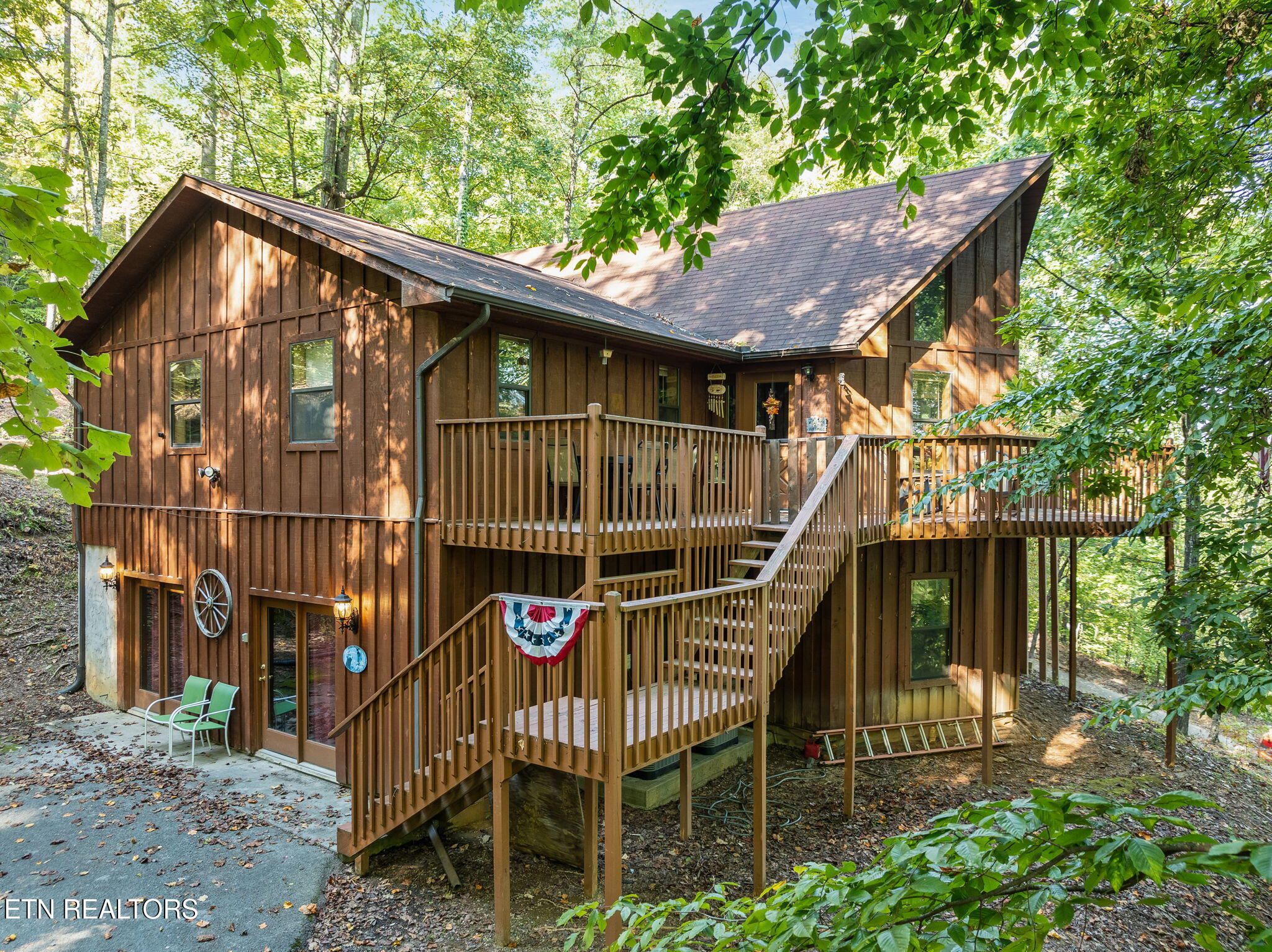 3469 Sugar Maple Loop Rd, Sevierville TN 37862 — photo 2