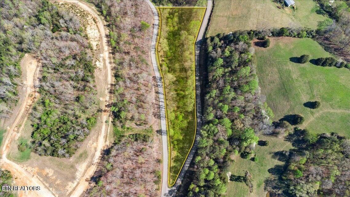 Rainbow View Rd, LaFollette, TN 37766