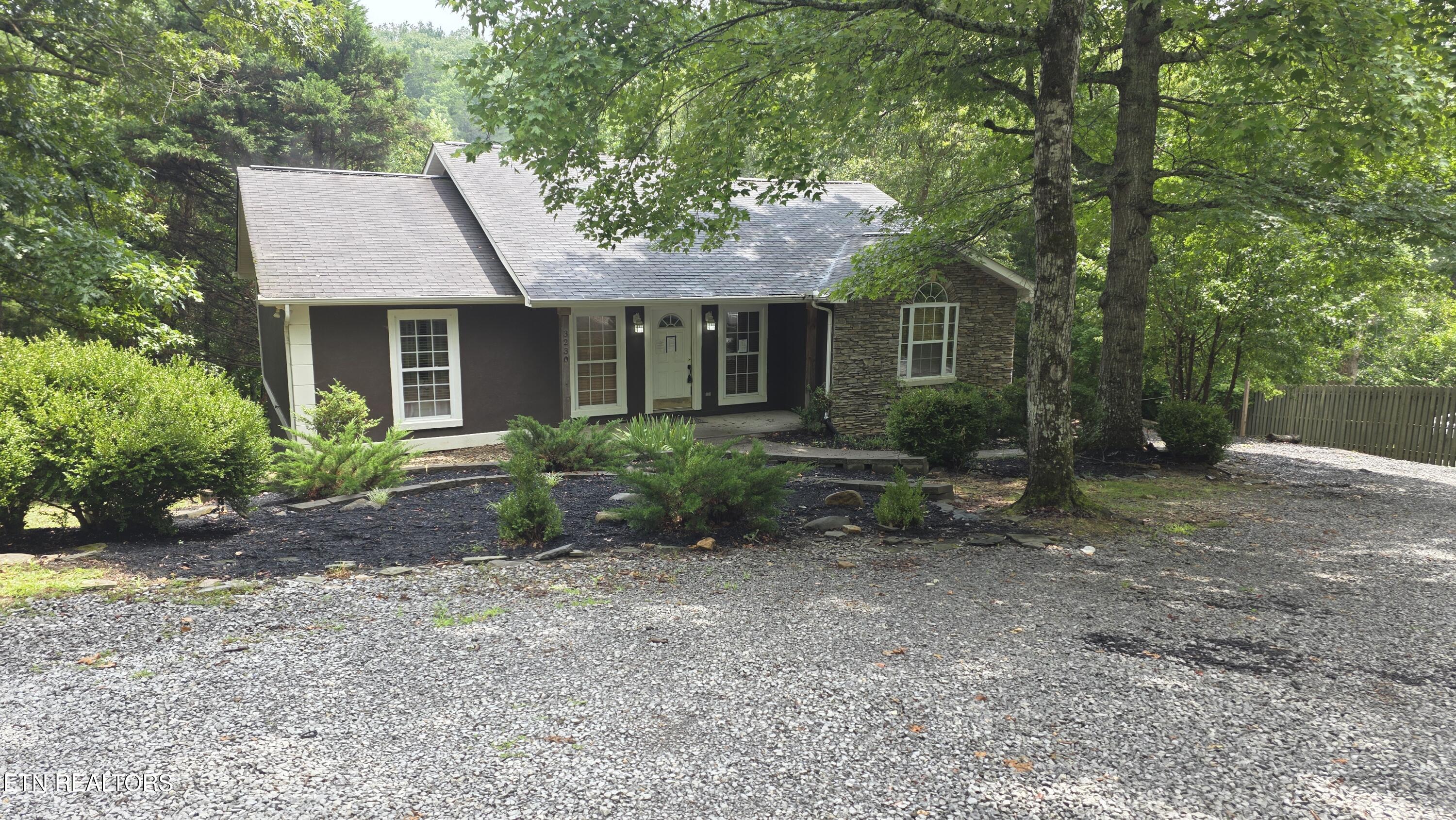 3230 Cove Creek Way — photo