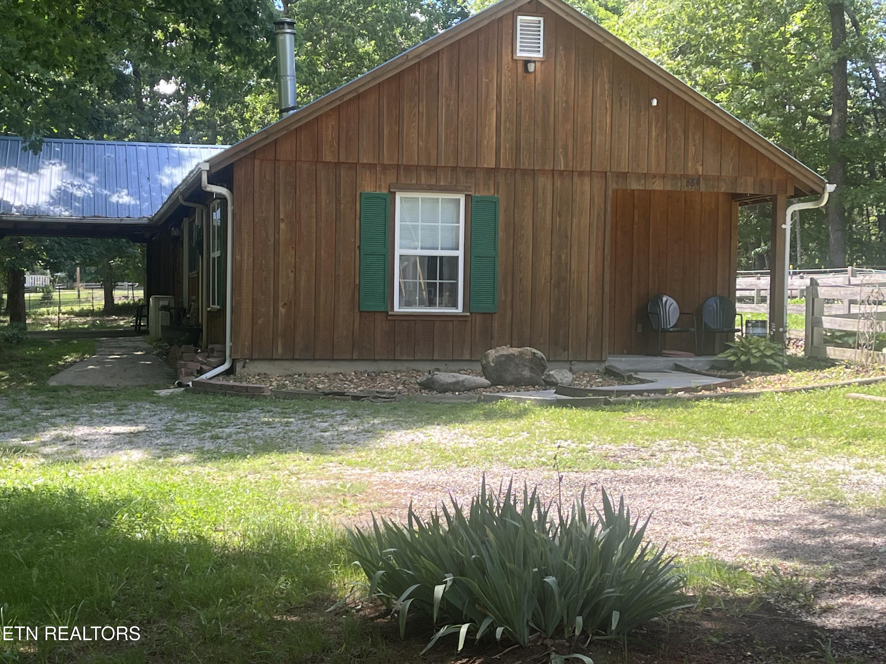 684 Spruce Creek Drive — photo