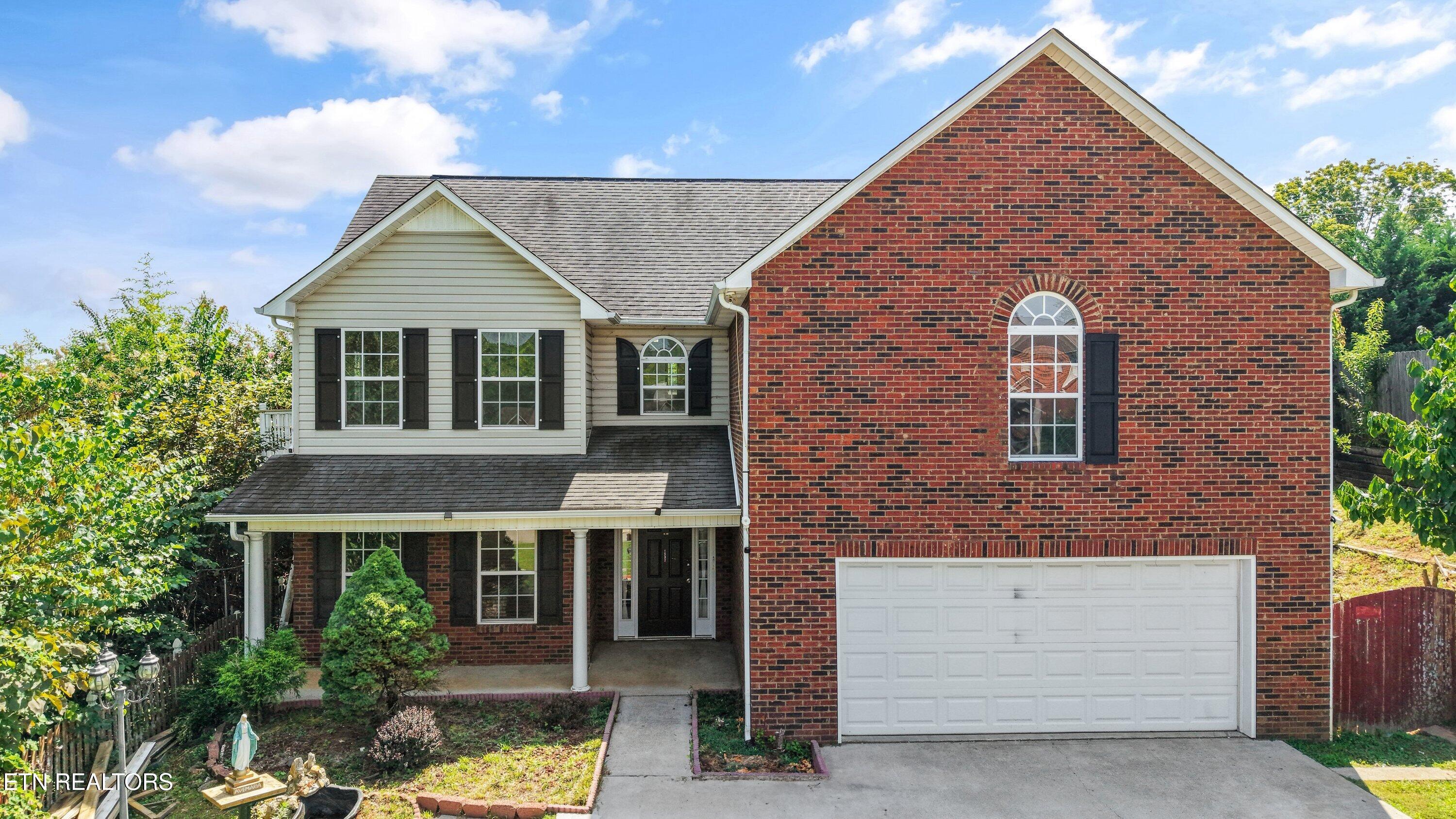 1227 Oak Haven Rd — photo