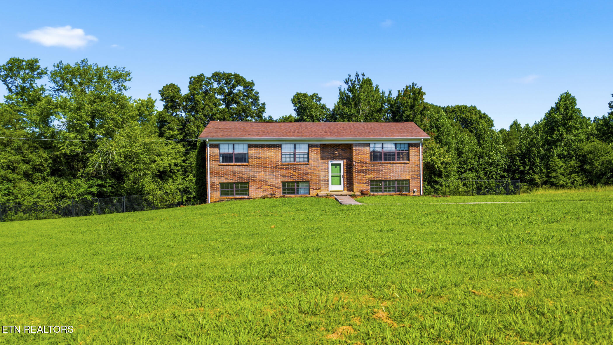 840 Ridge Rd, Madisonville, TN 37354 — photo 2