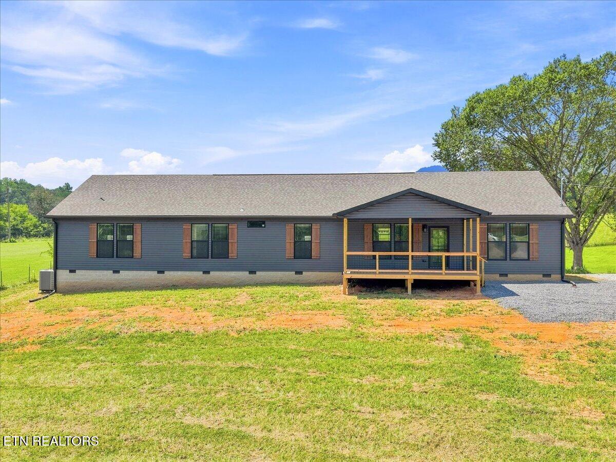 1066 English Mountain Rd — photo