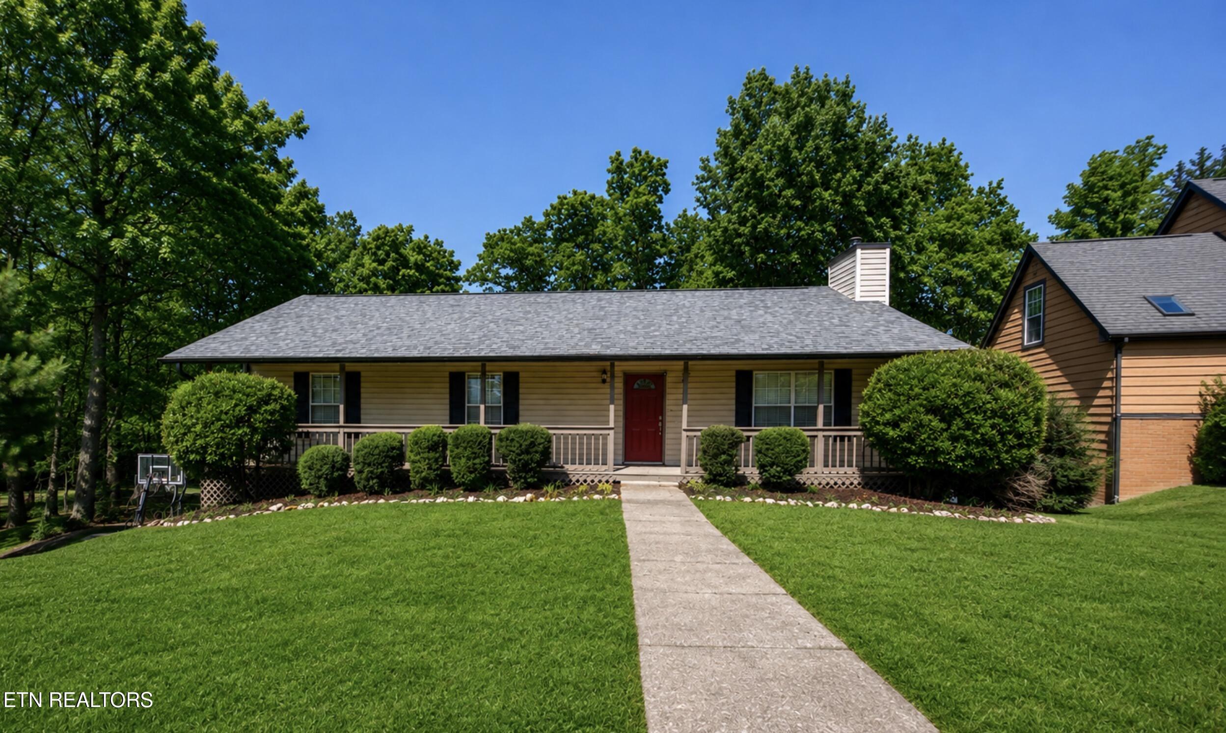 1532 N. Courtney Oak Lane — photo