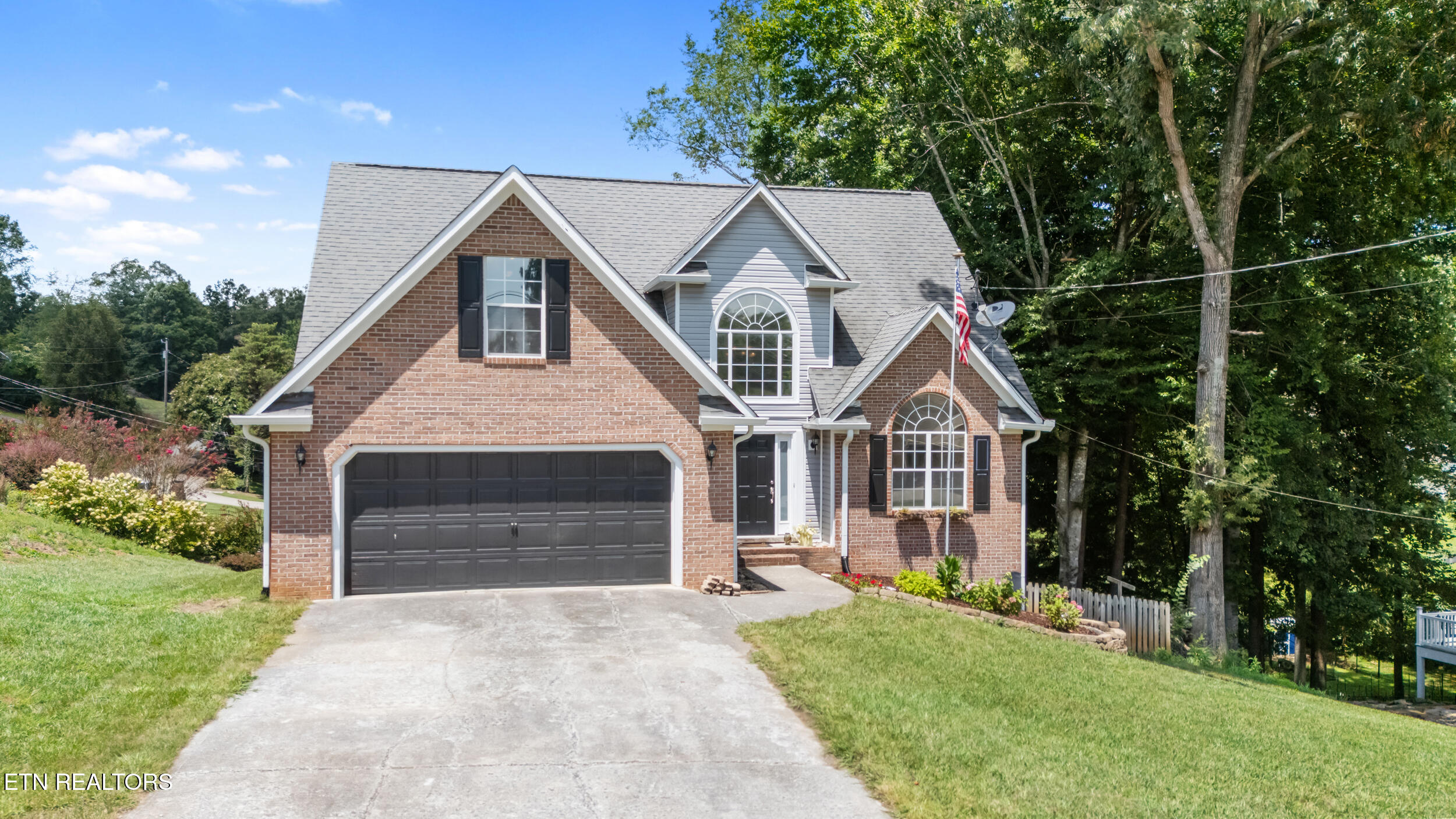 714 Timbercrest Drive — photo