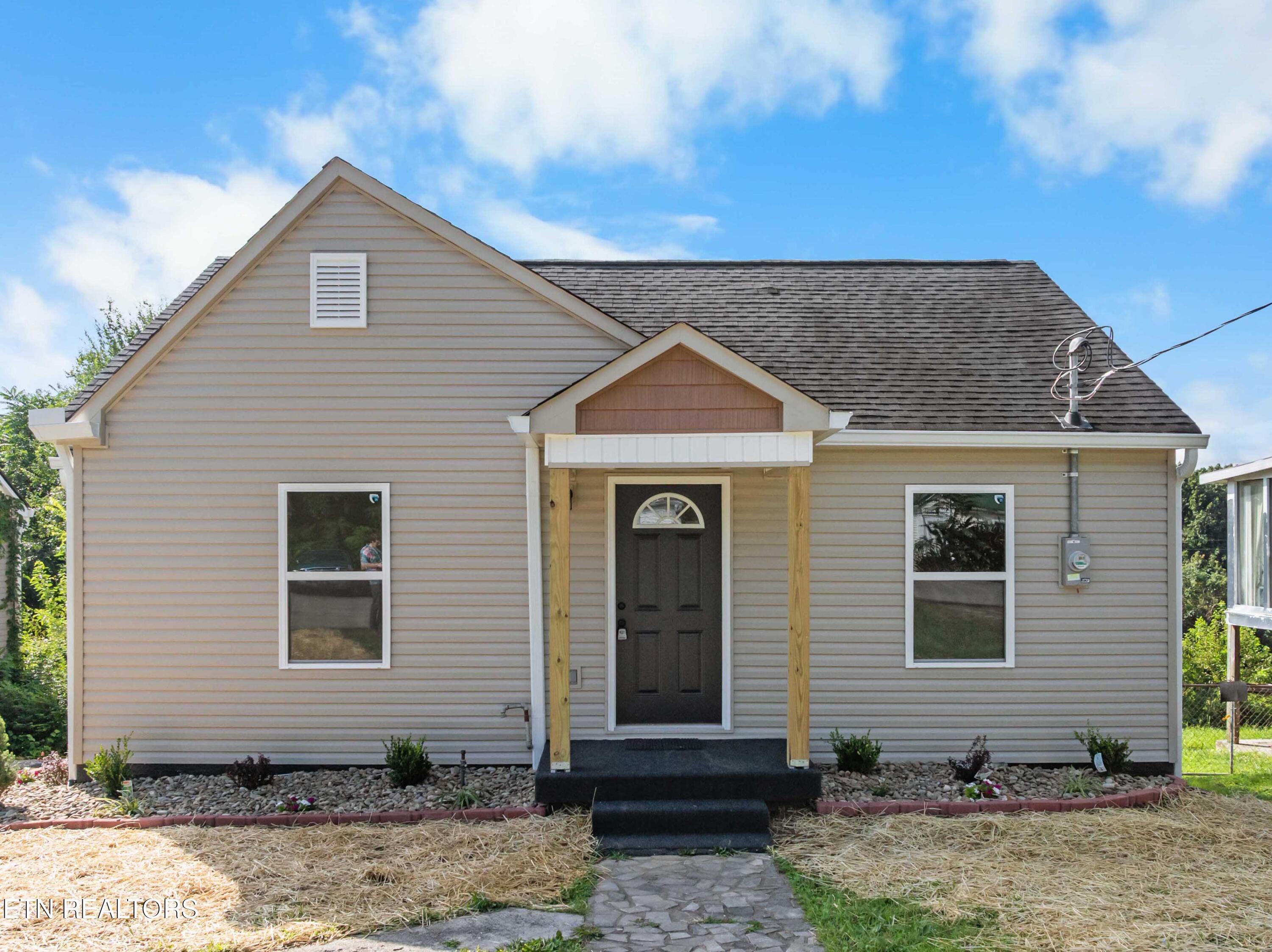 609 Rose Hill Drive — photo
