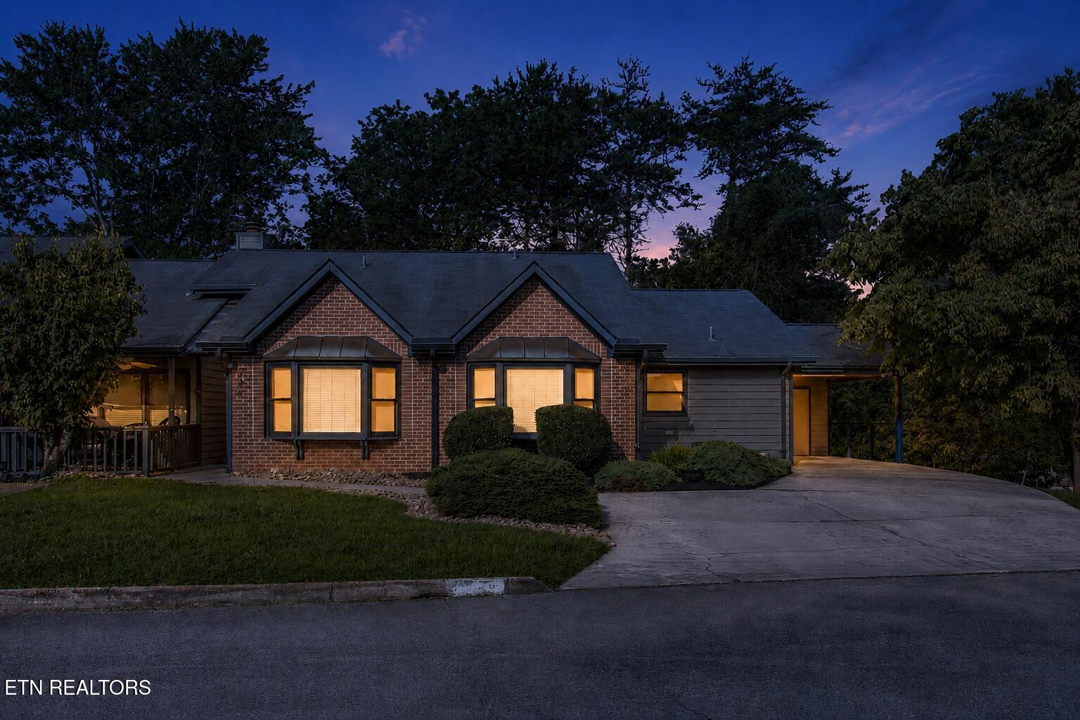 125 Blue Ridge Court, Oak Ridge, TN 37830 — photo 2