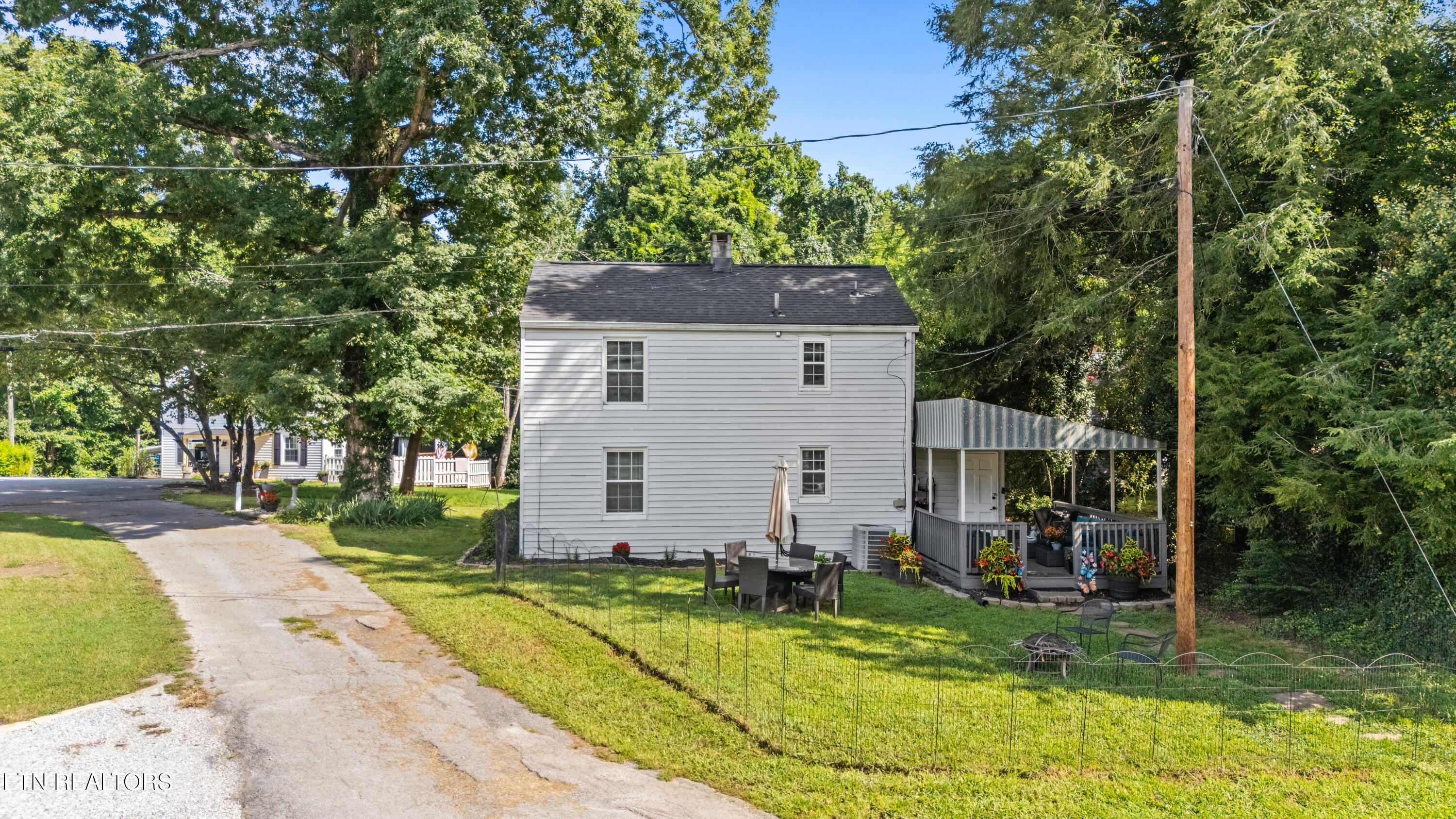 216 Oak Rd, Norris, TN 37828 — photo 3