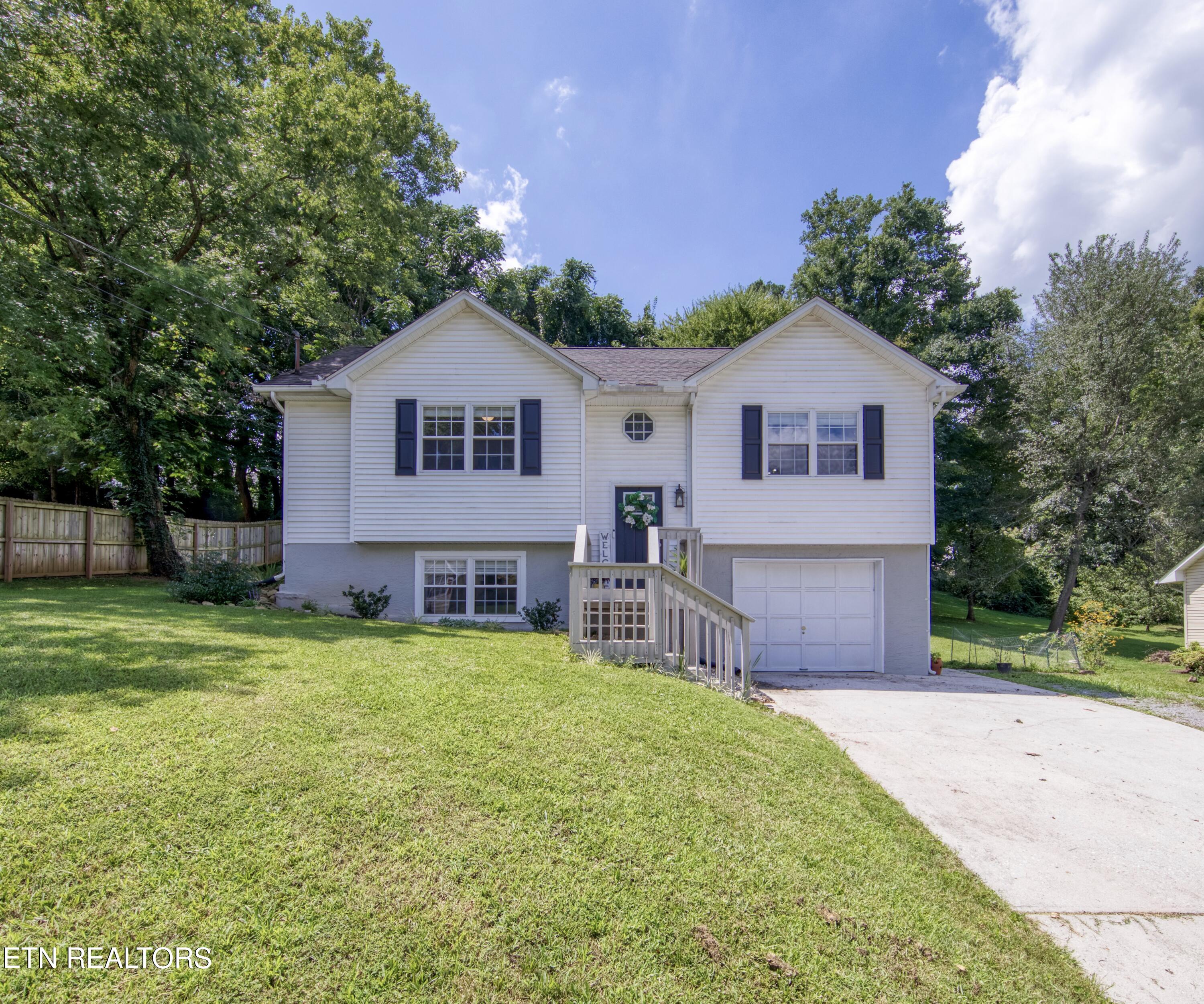 3913 Abercorn Rd — photo
