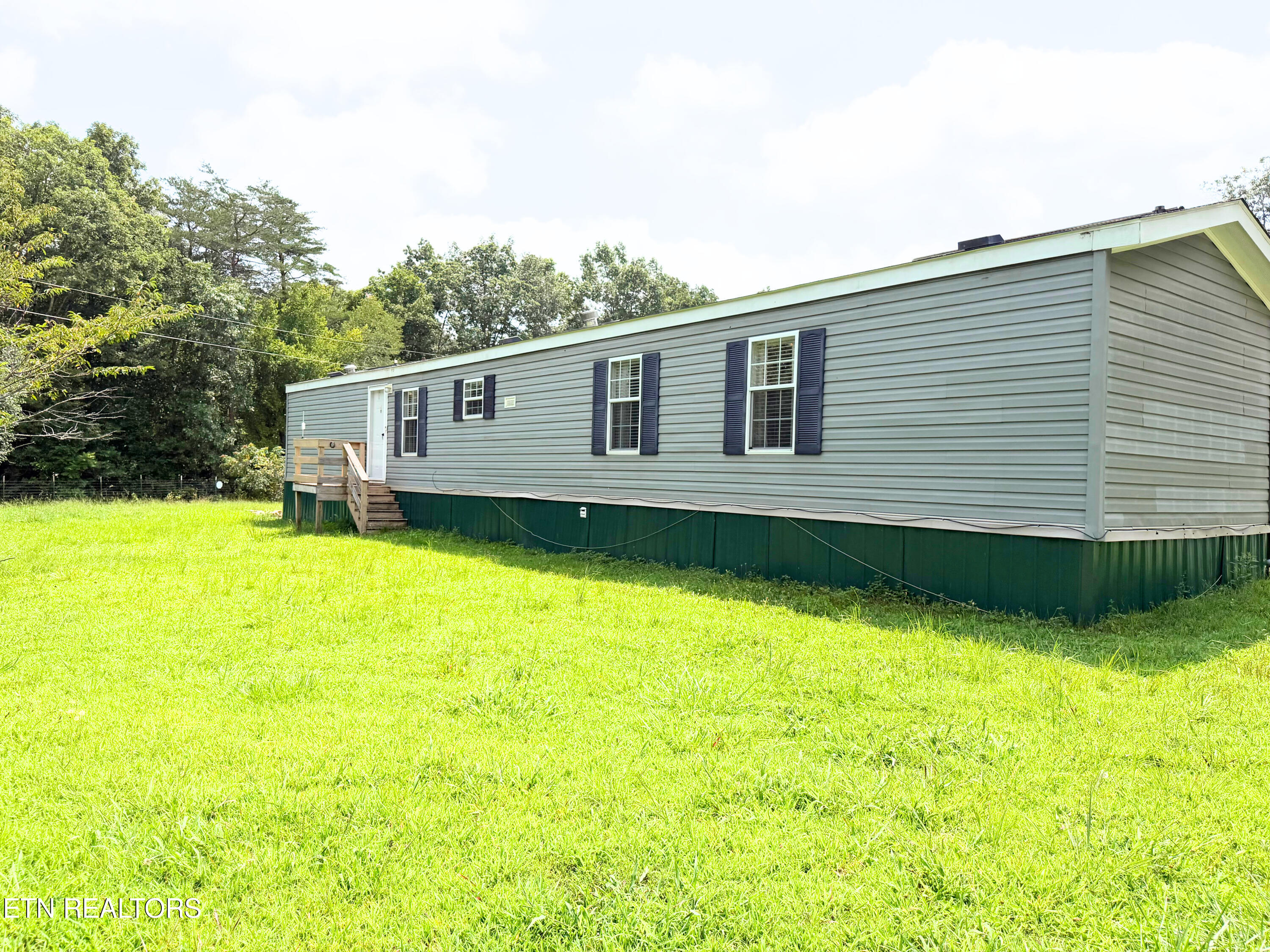 1043 Sitting Bull Point — photo
