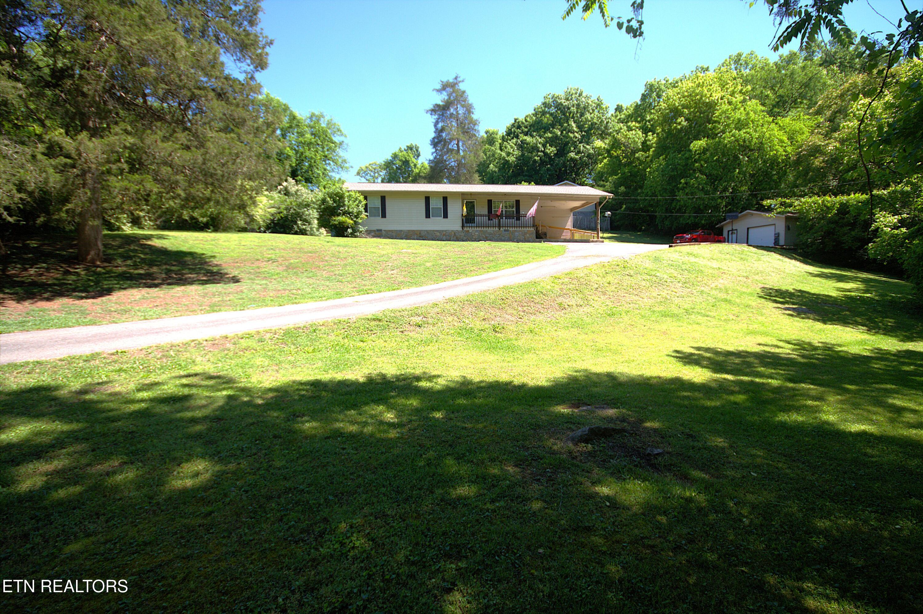 724 Lower Quarry Rd — photo