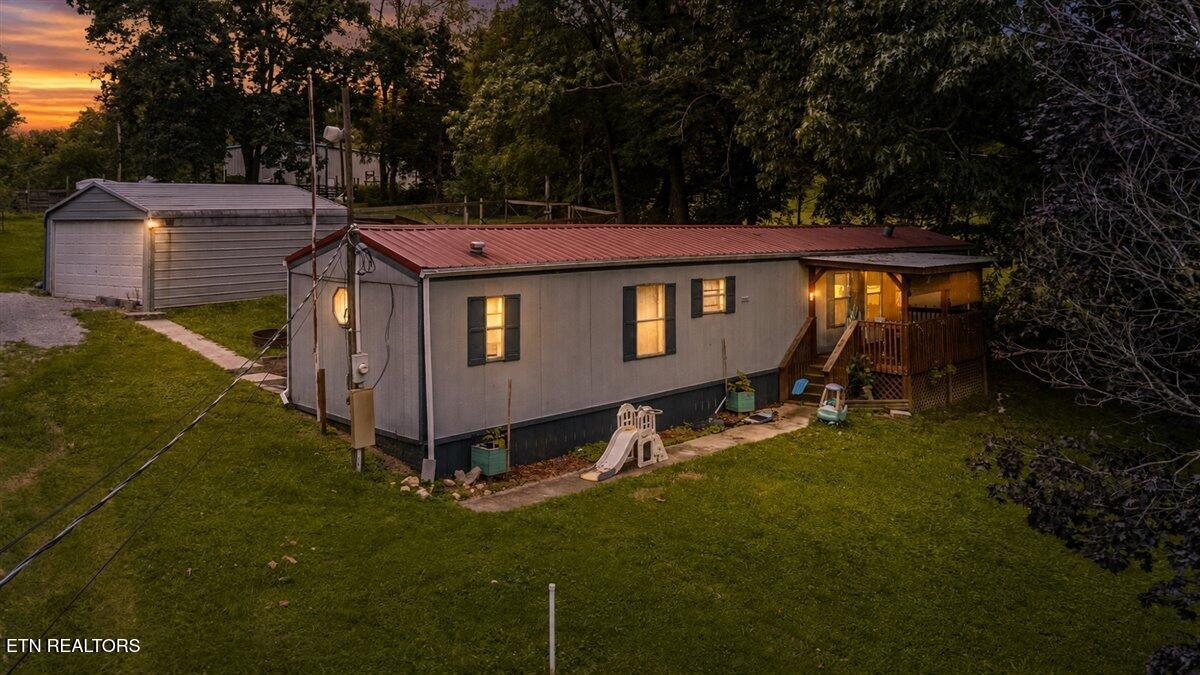 166 Andrew Lane — photo