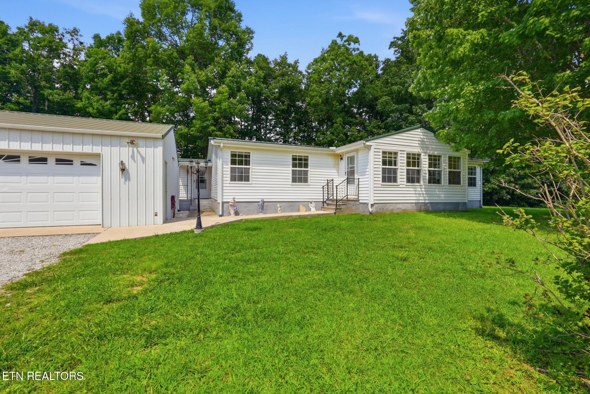 1031 Laurelwood Drive — photo