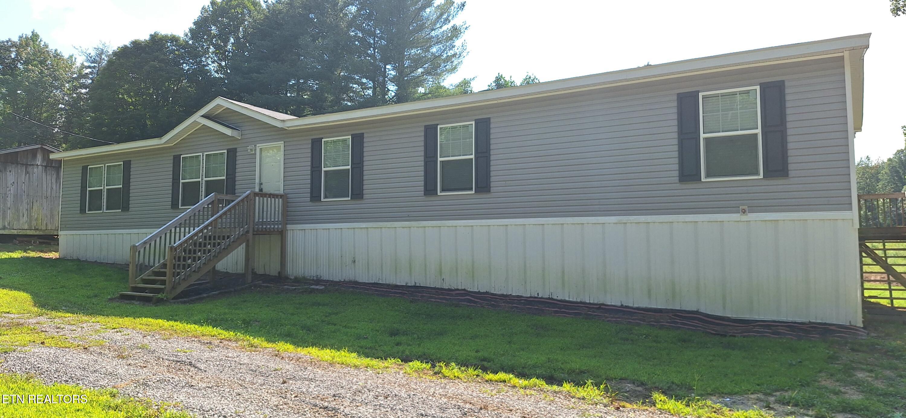 776 Earl's Loop Rd, Spencer, TN 38585 — photo 2