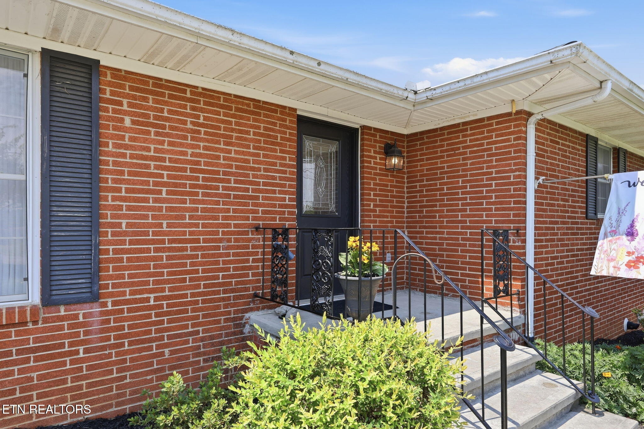 7517 Jessilee Drive — photo