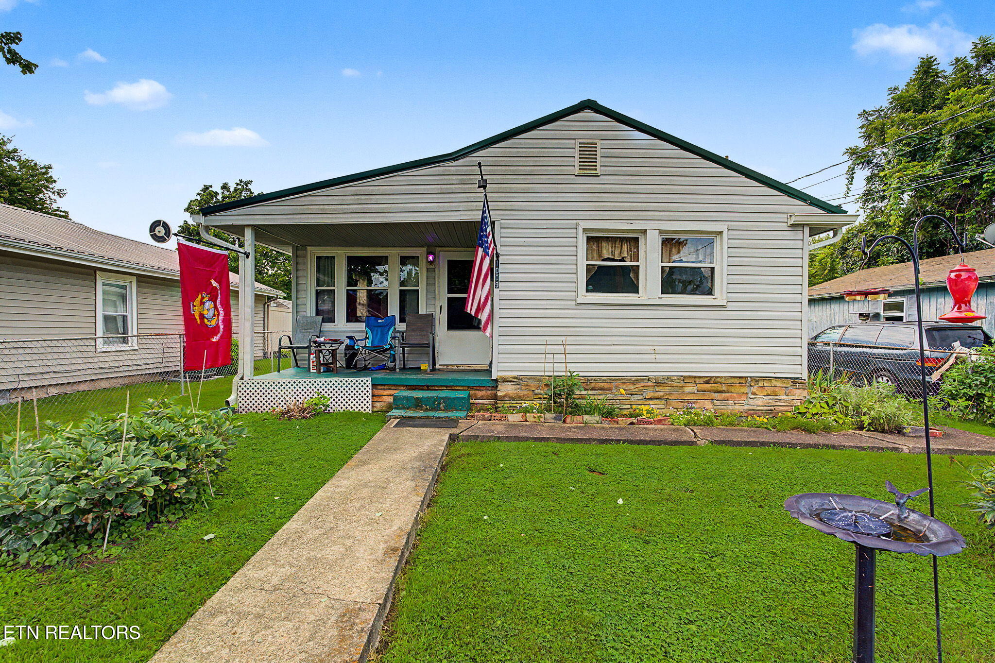 1009 Minton Place — photo