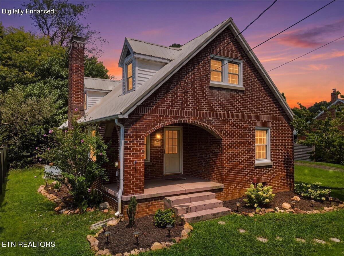1207 Tapoco Ave — photo