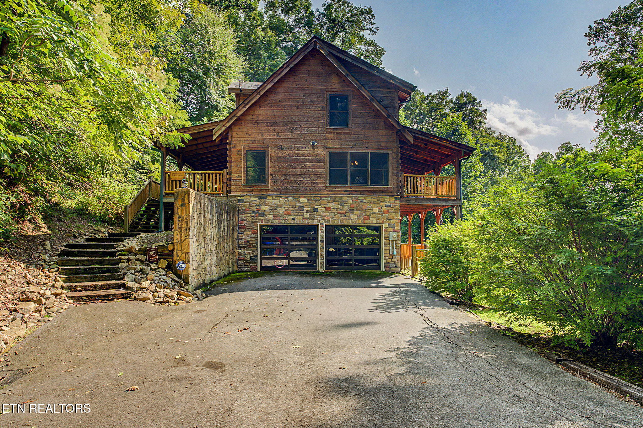4809 Settlers View Lane — photo