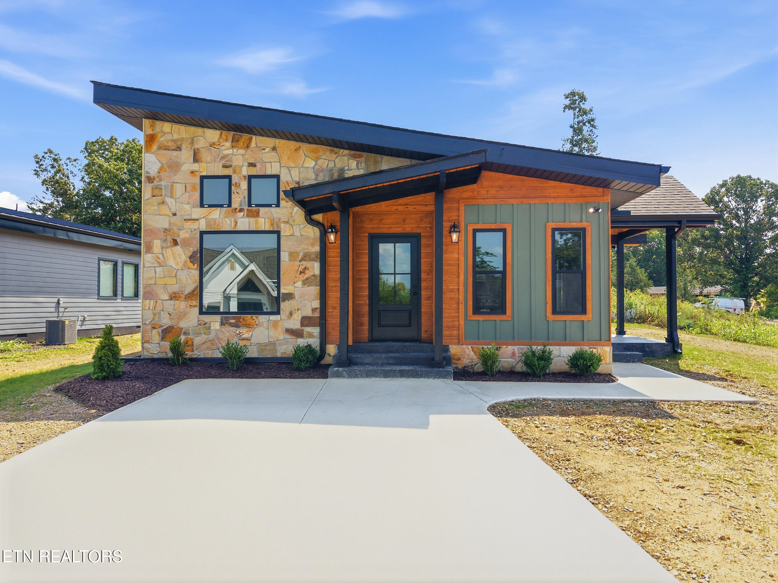 203 Granite Drive — photo