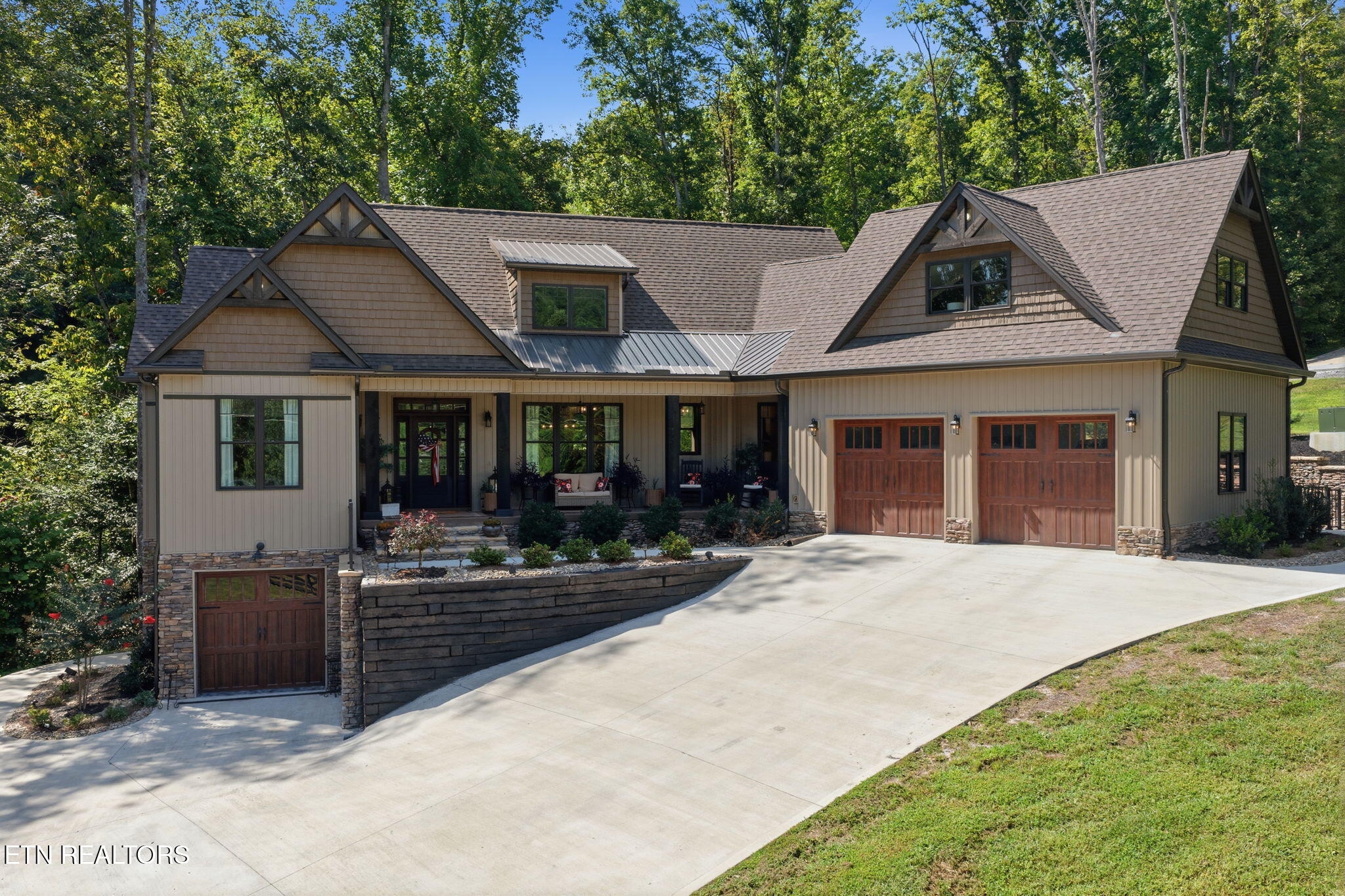 504 Pumpkin Hollow Rd — photo
