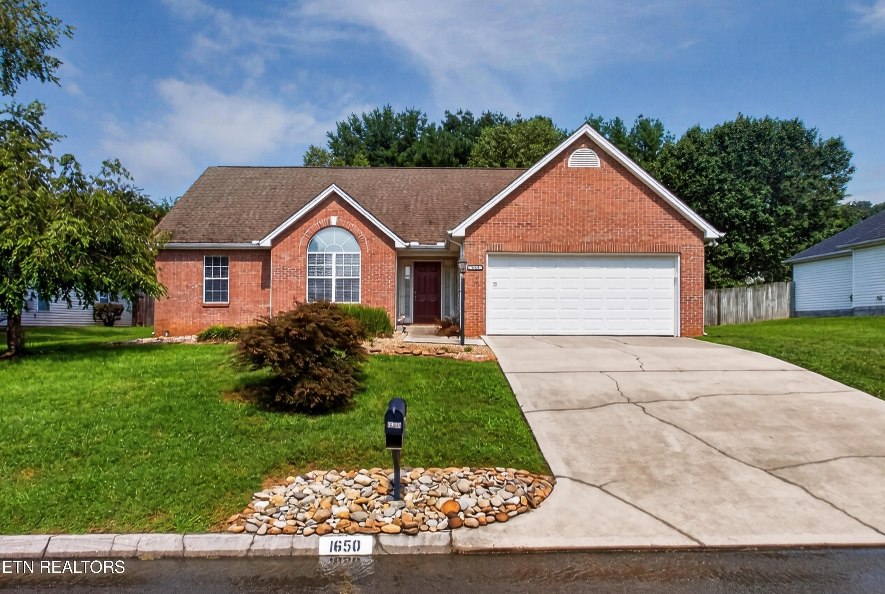 1650 Maremont Rd — photo