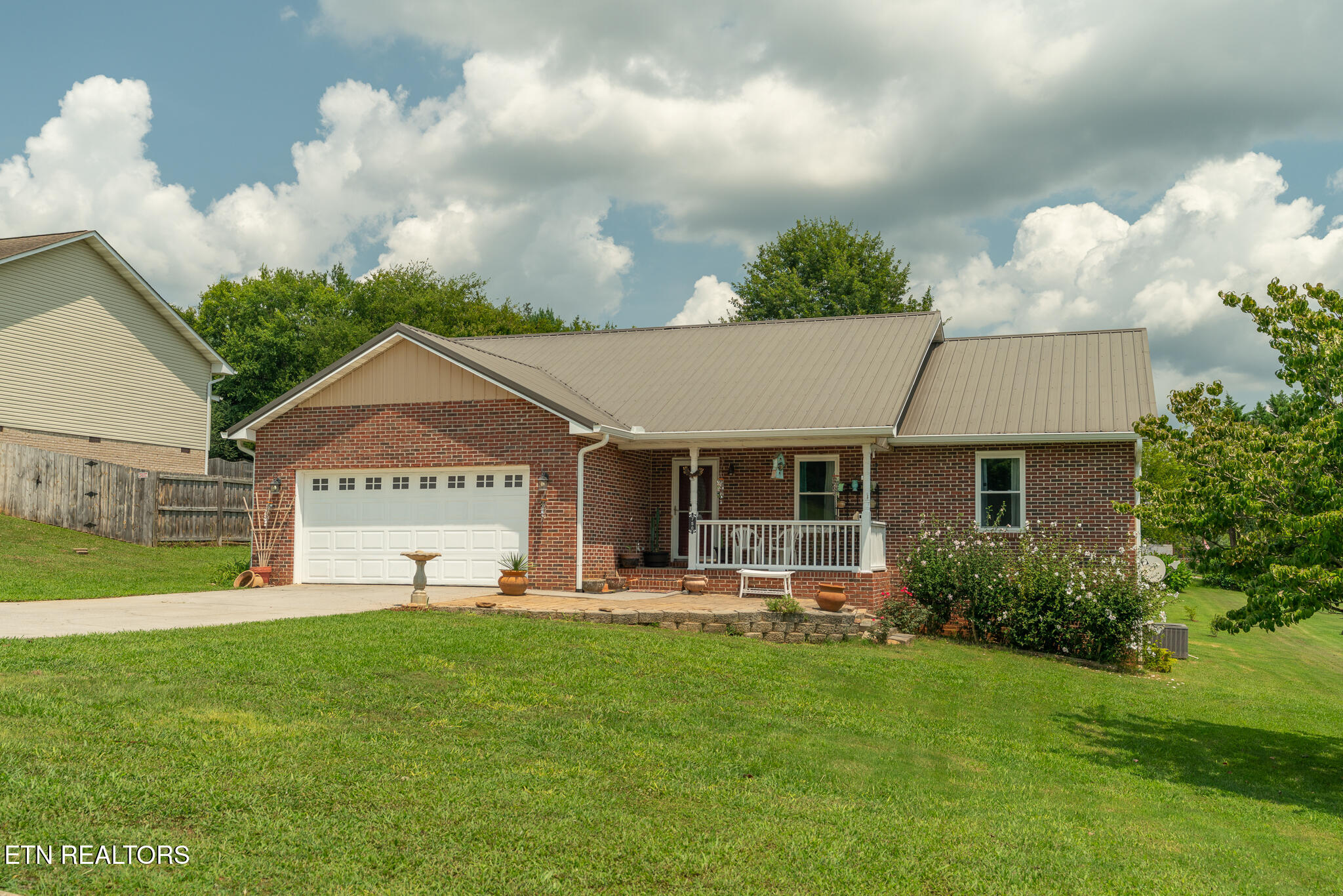 750 Meadow Ridge Rd, Walland, TN 37886 — photo 2