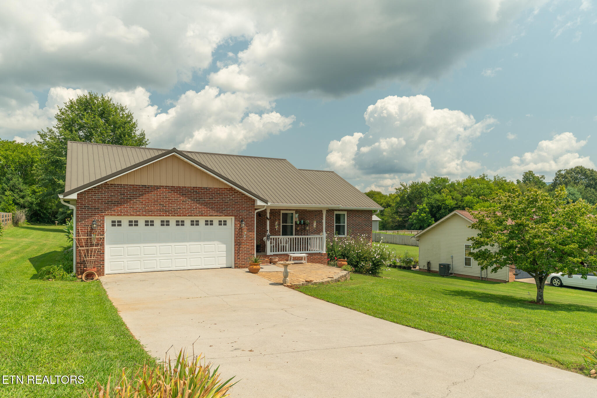 750 Meadow Ridge Rd, Walland, TN 37886 — photo 3