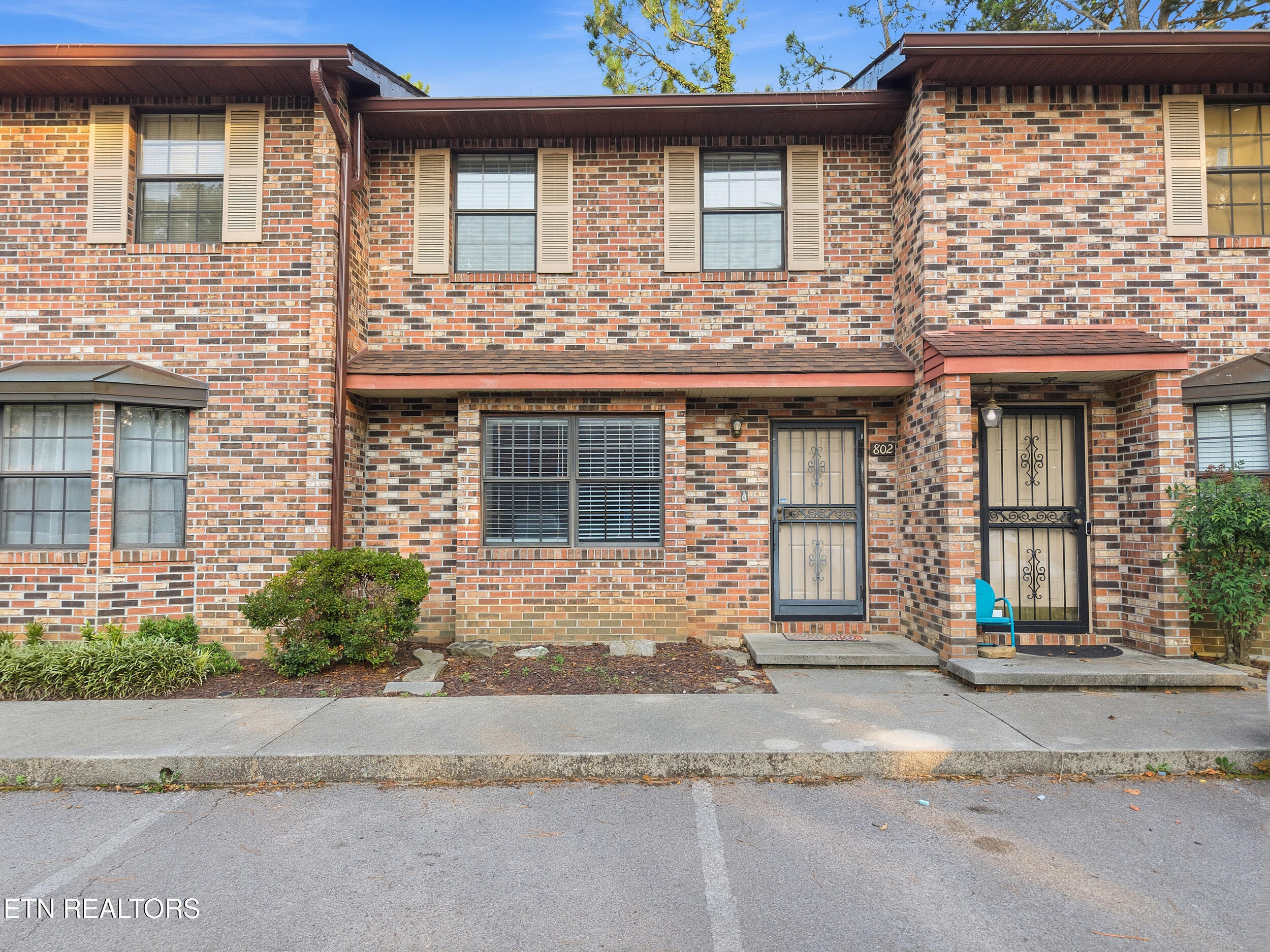 810 Highland Drive 802 — photo