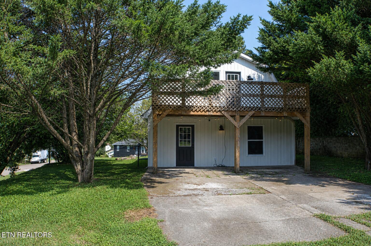 2800 Lay Ave — photo