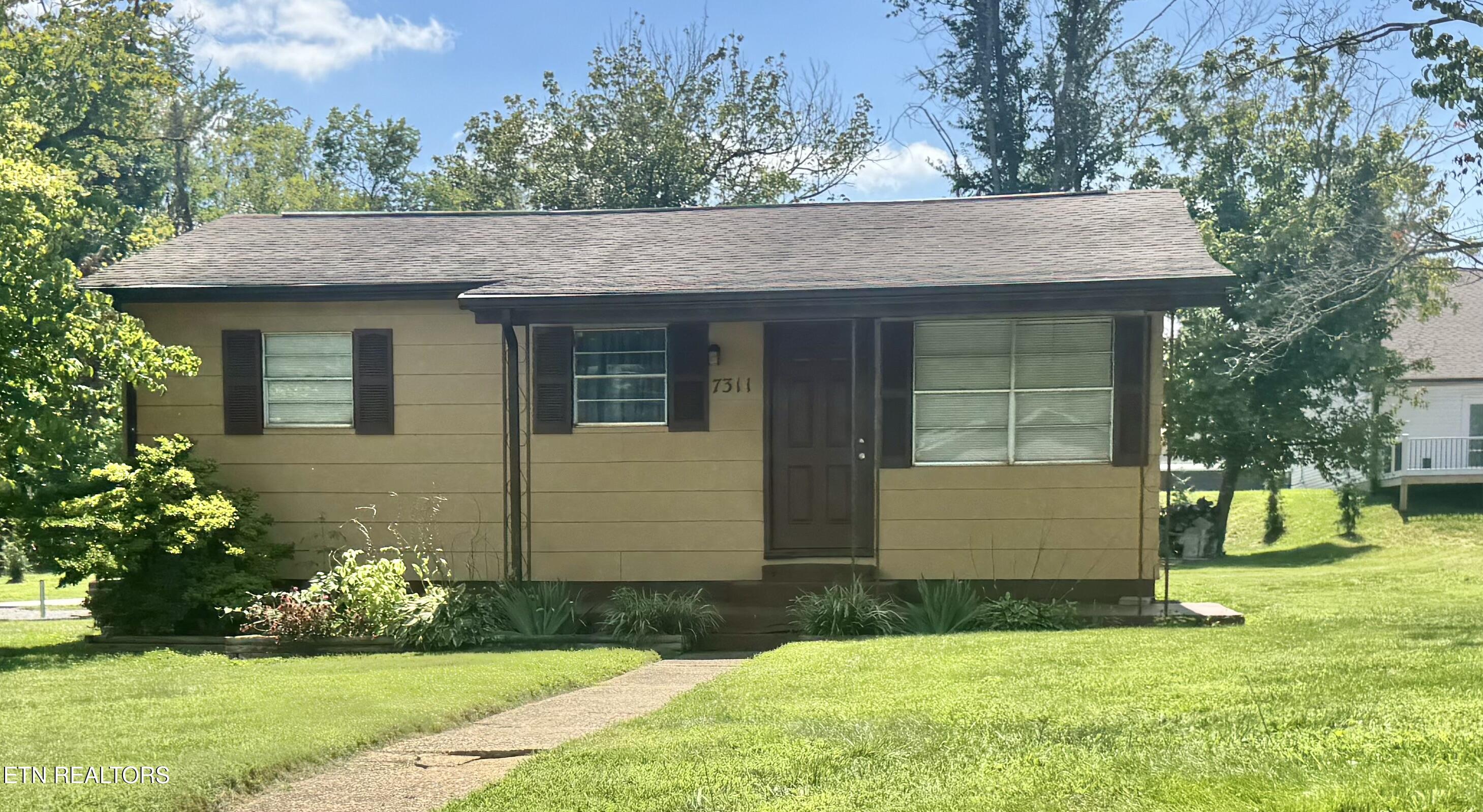7311 Old Clinton Hwy — photo