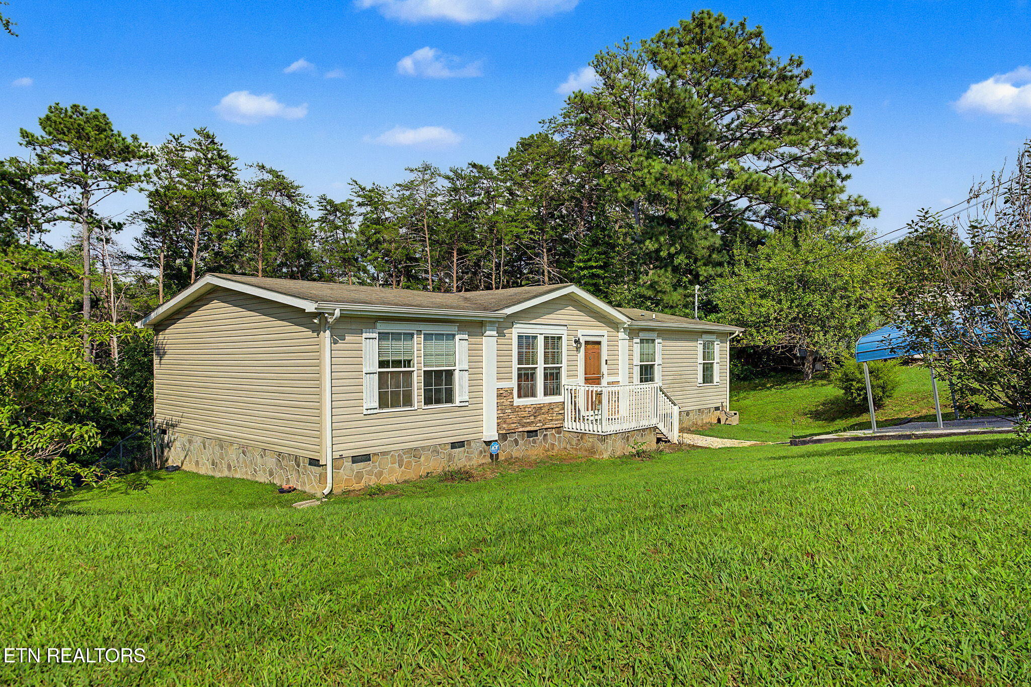328 Antler Ridge Rd, Dandridge, TN 37725 — photo 2
